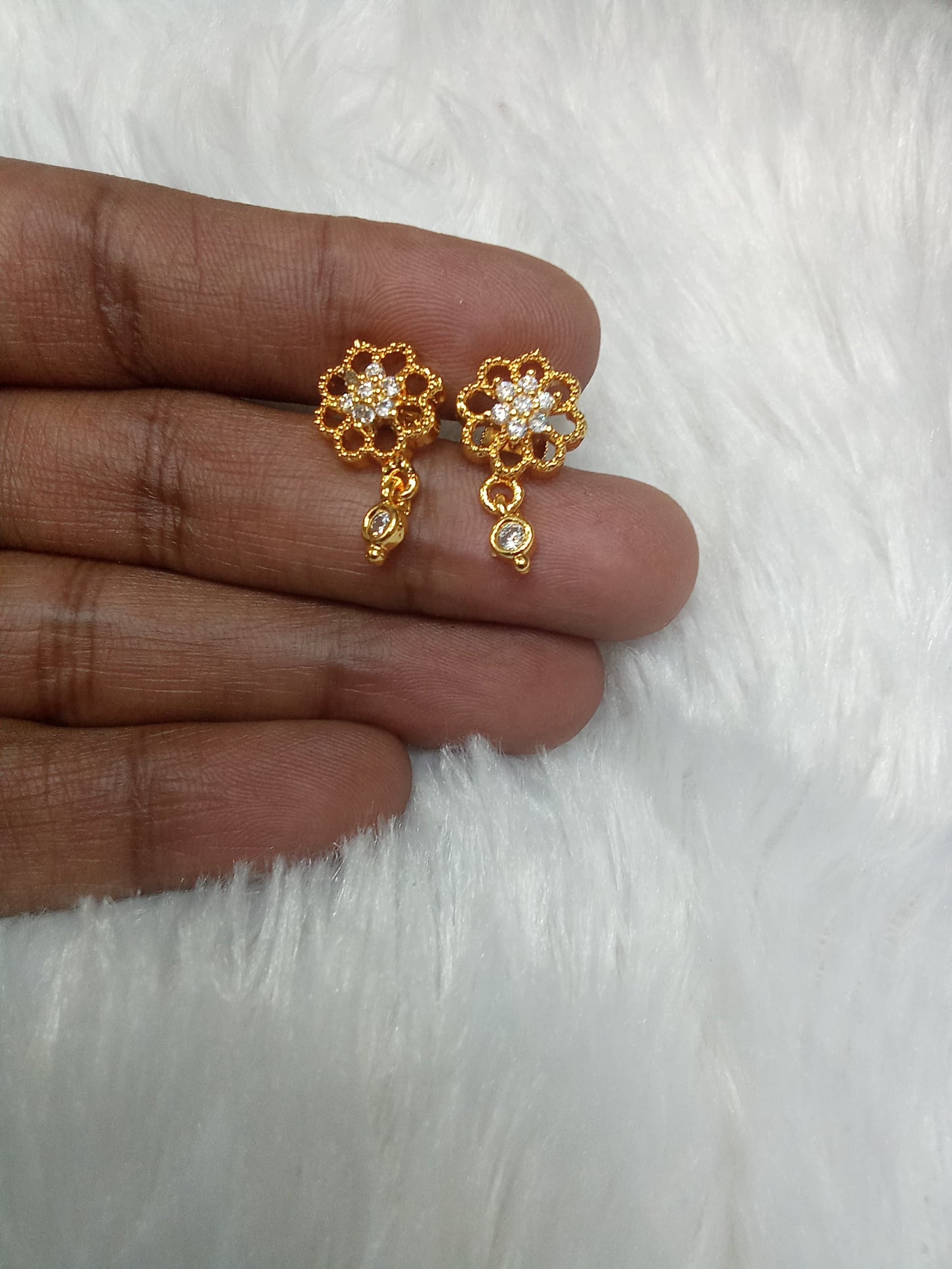 Screwback gold replica earrings-SH03