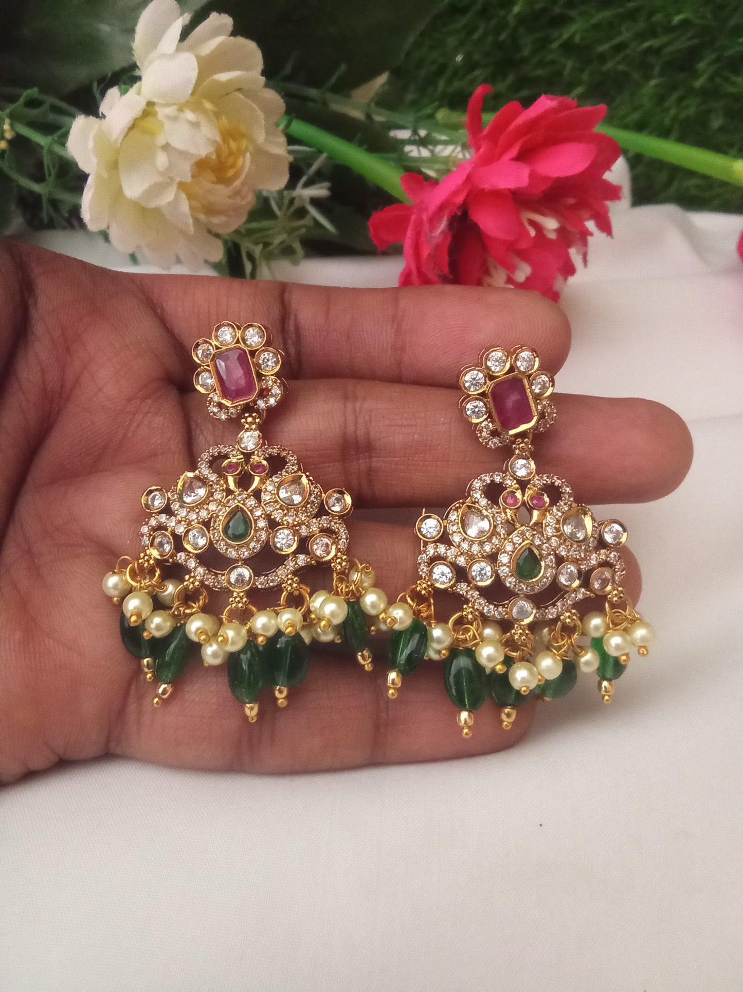 EARING-SHER121
