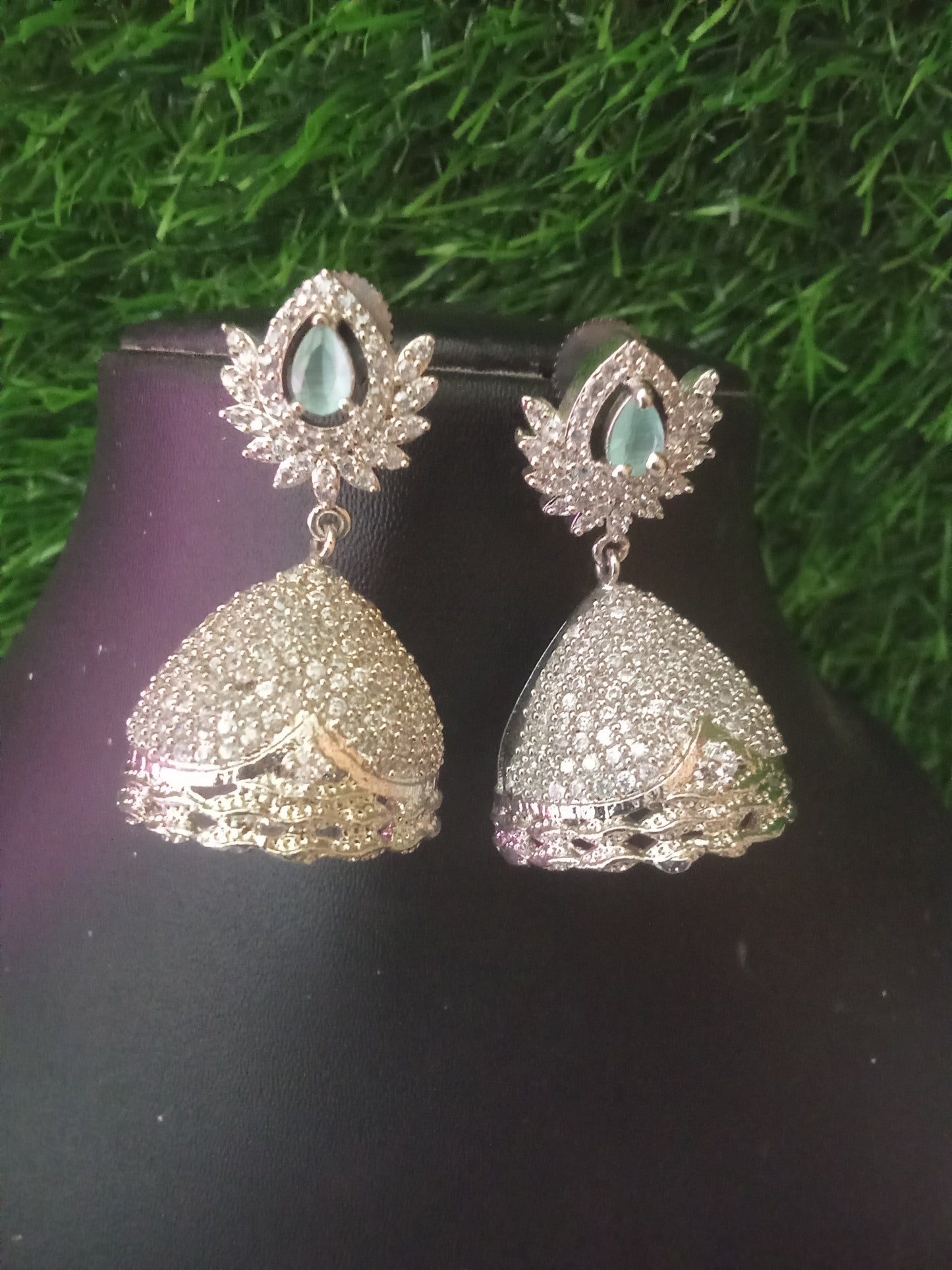 EARING-SHER216
