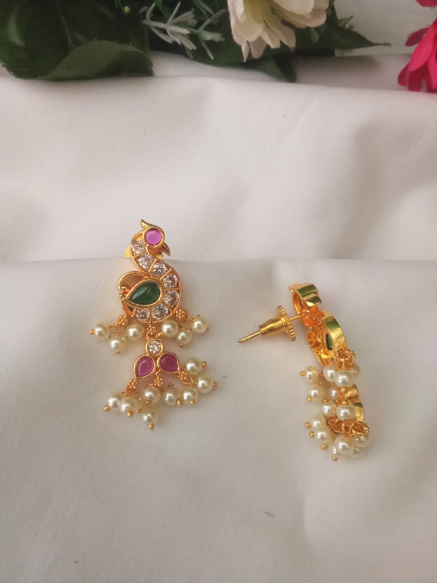 EARING-SHER244