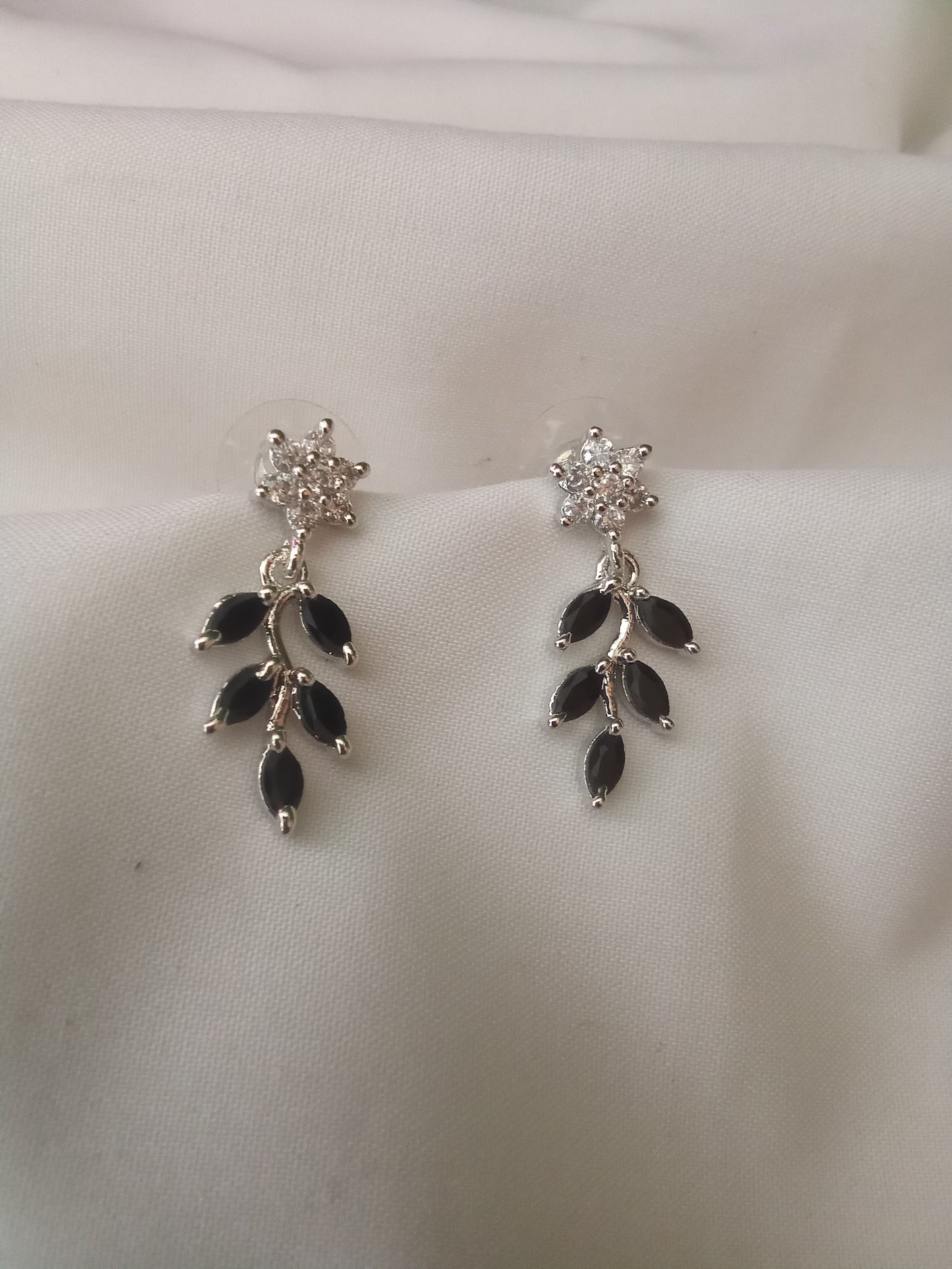 EARING-SHER255