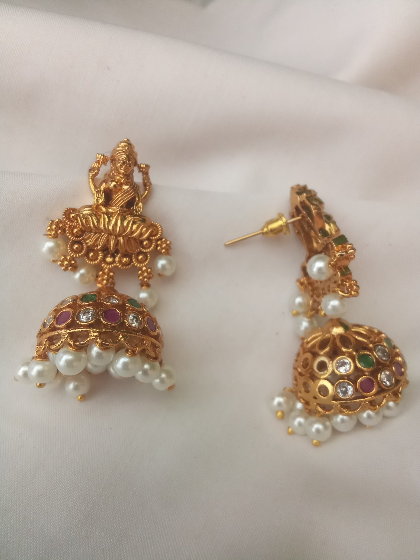 EARING-SHER69