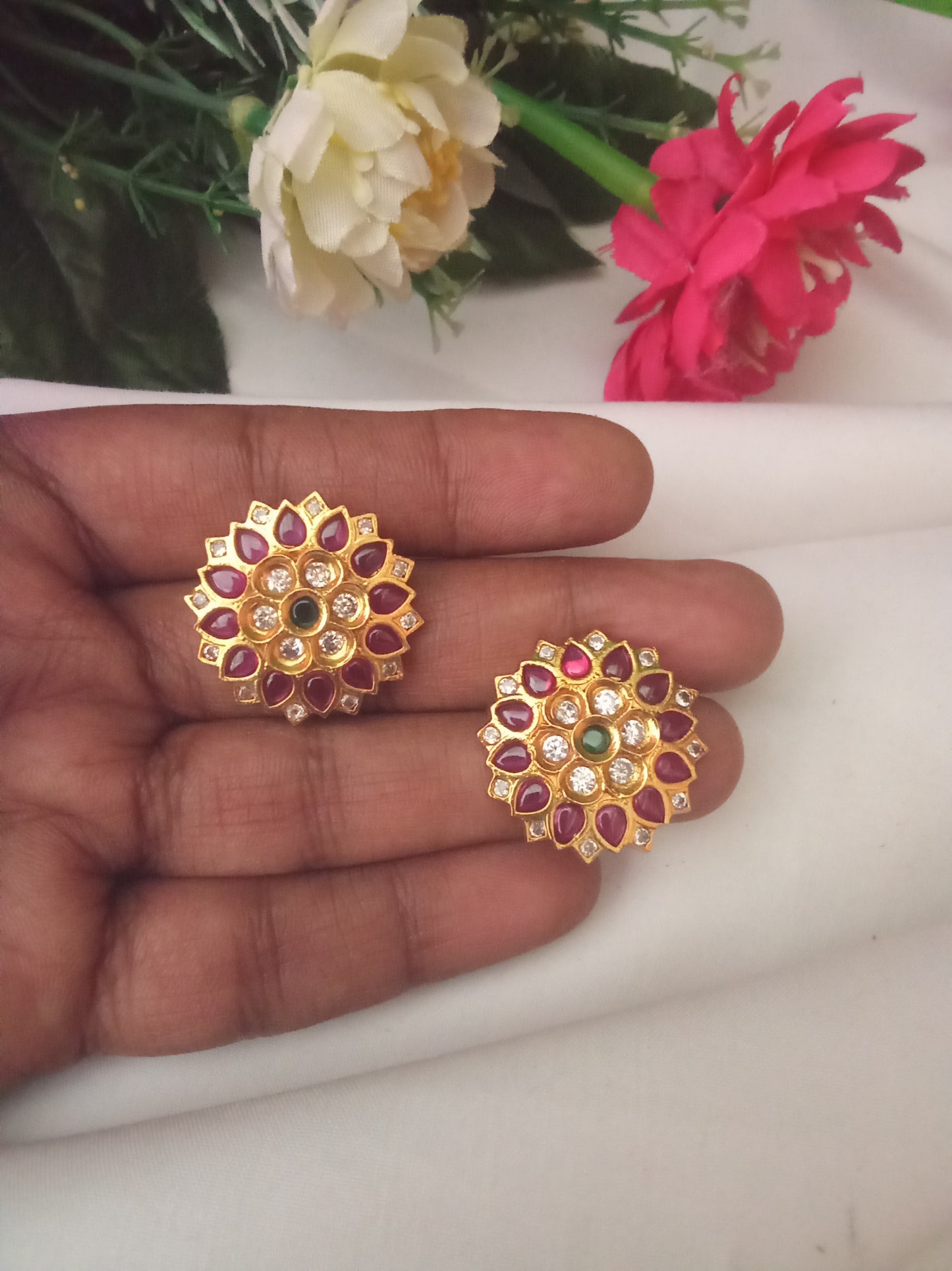 EARING-SHST51