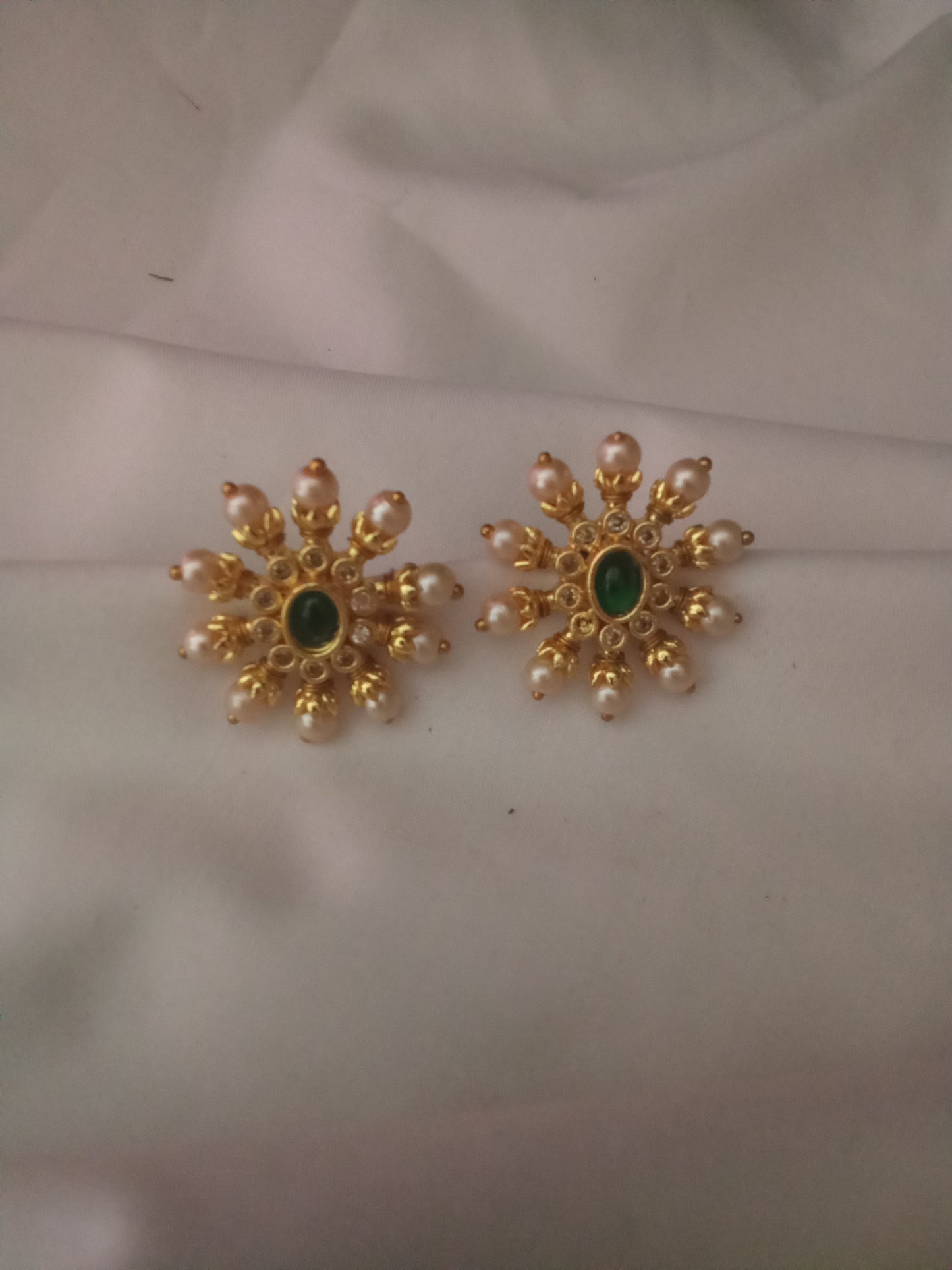 EARING-SHST42