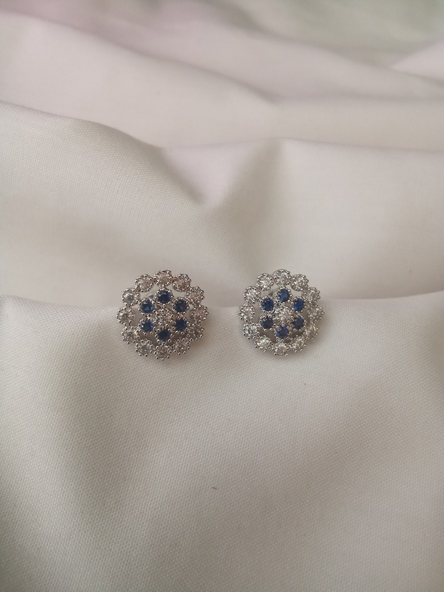 EARING-SHST123