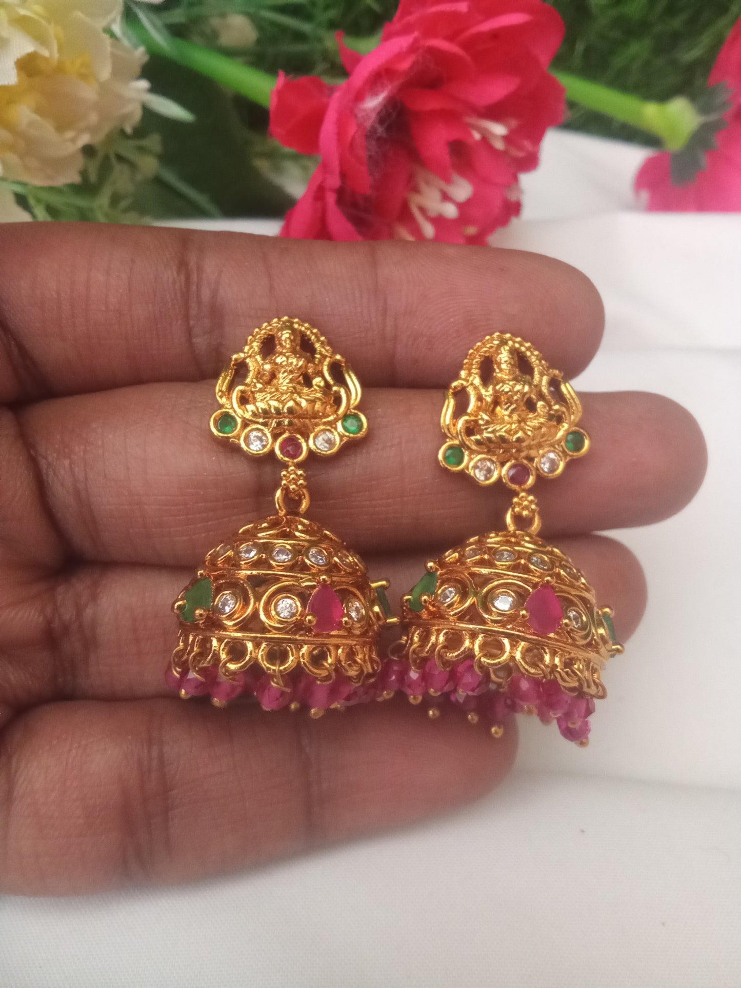 EARING-SHER86