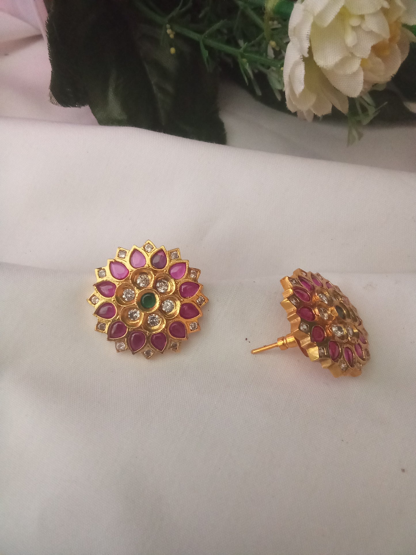 EARING-SHST51
