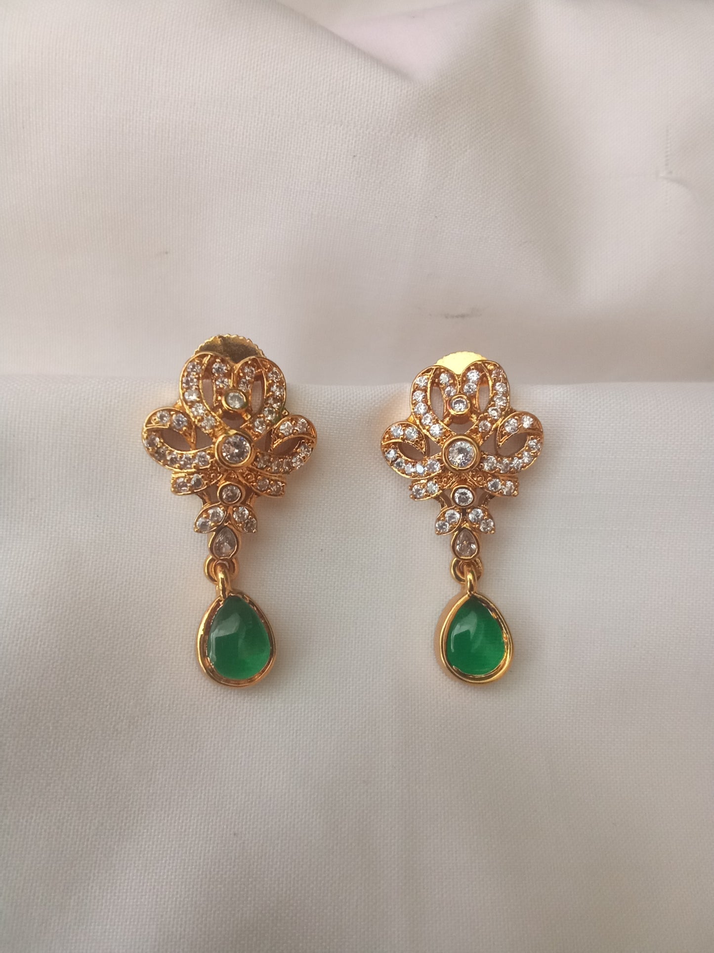 EARING-SHER265