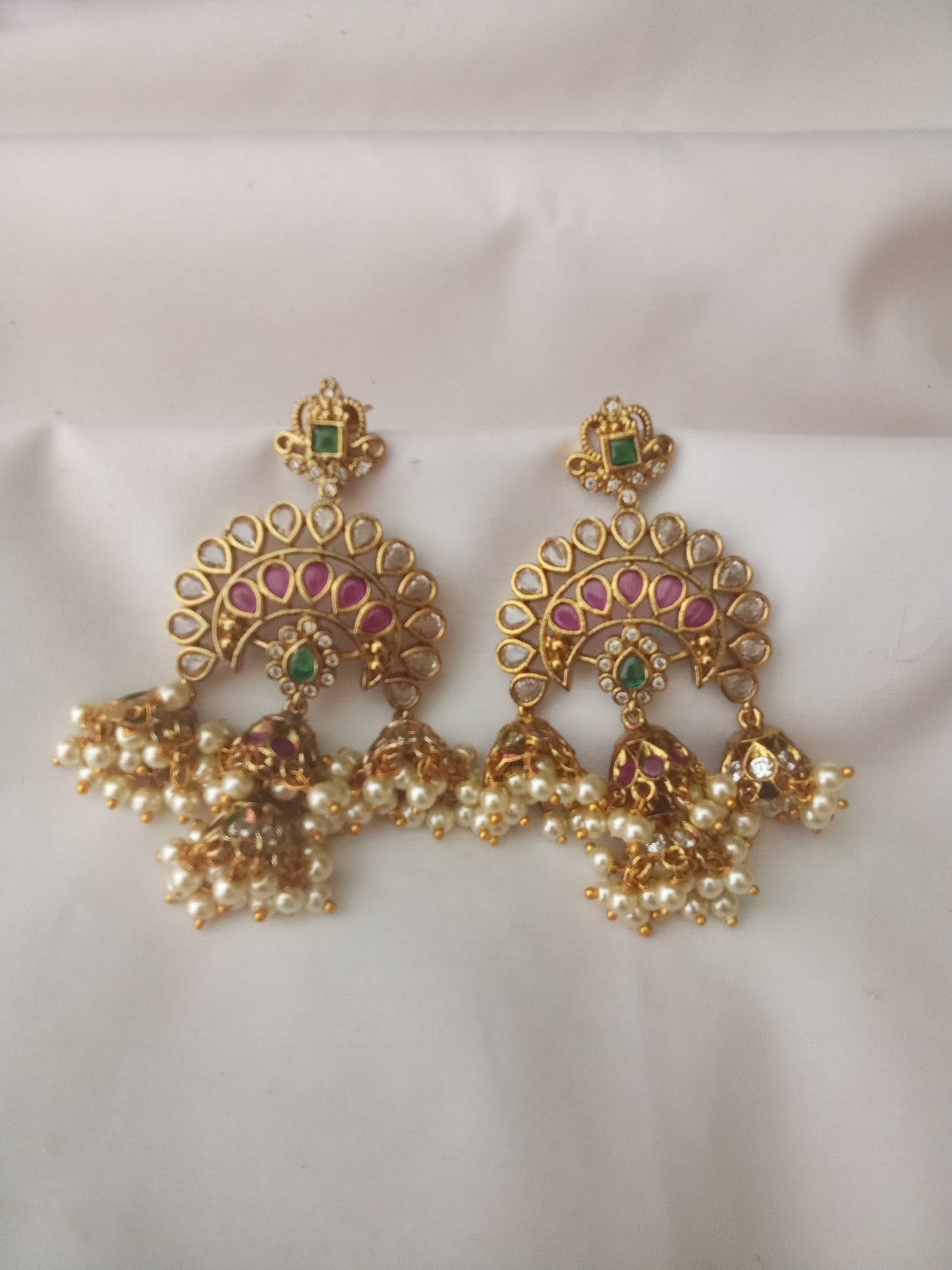 EARING-SHER270