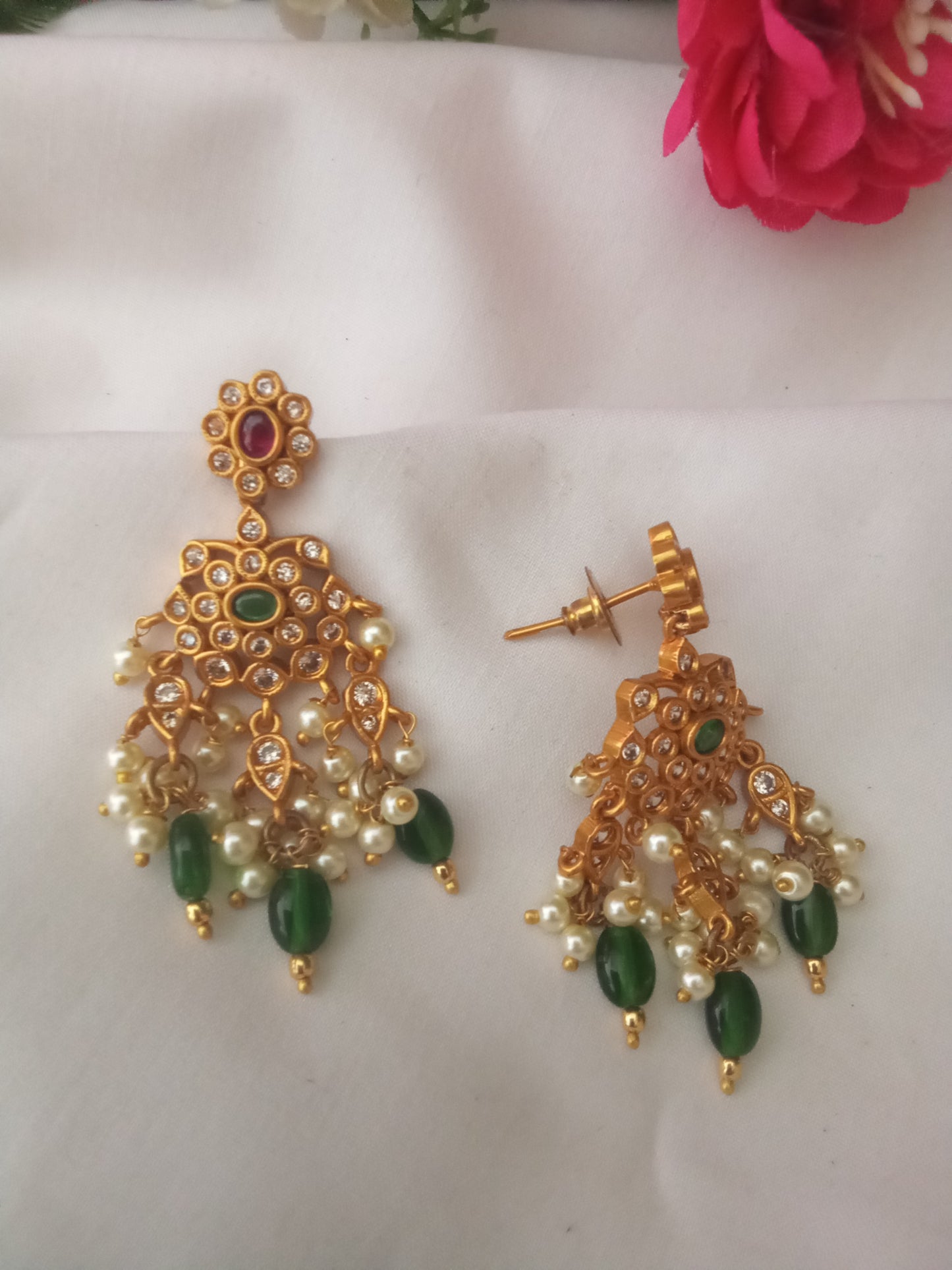 EARING-SHER225