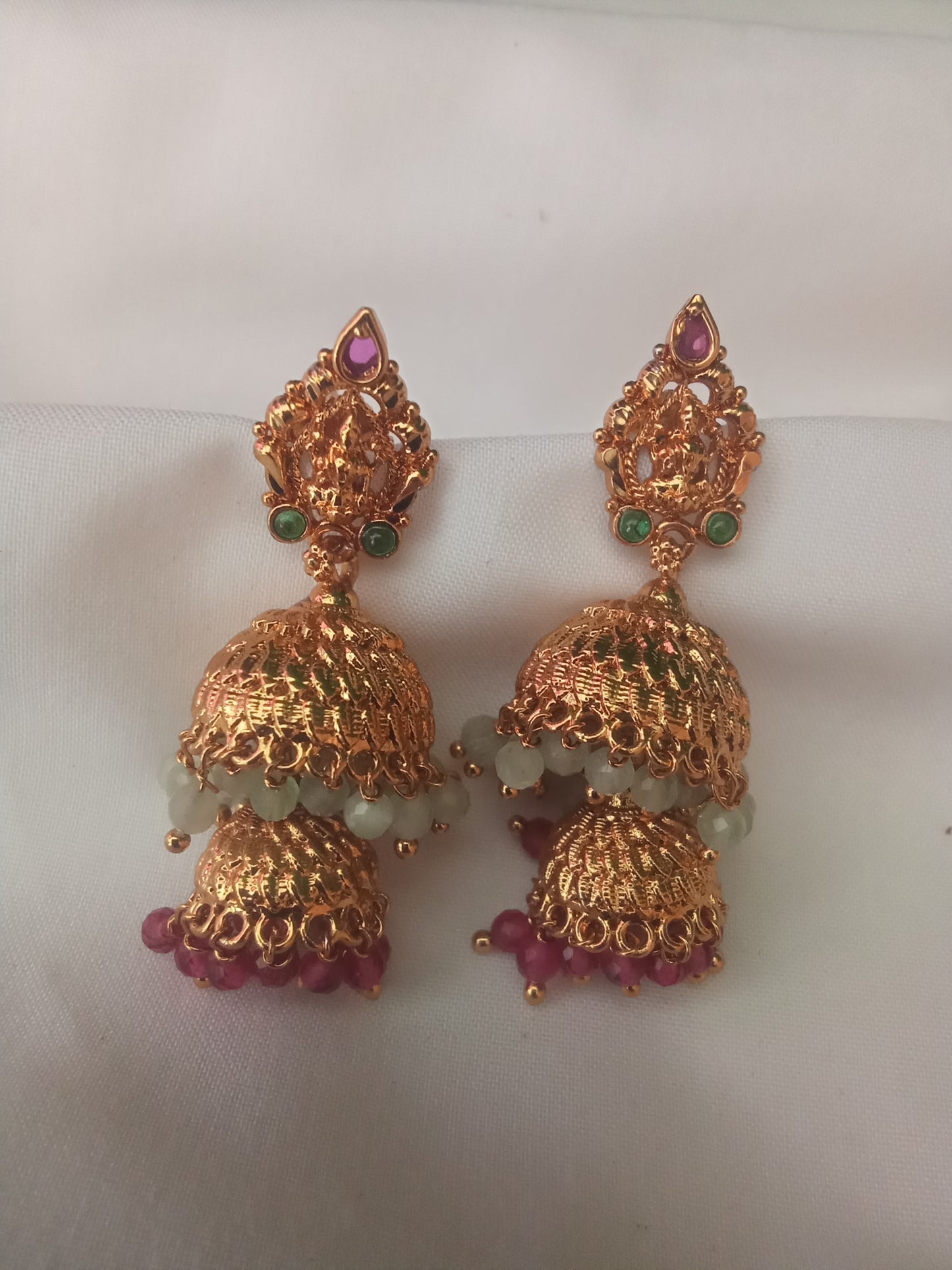 EARING-SHER85