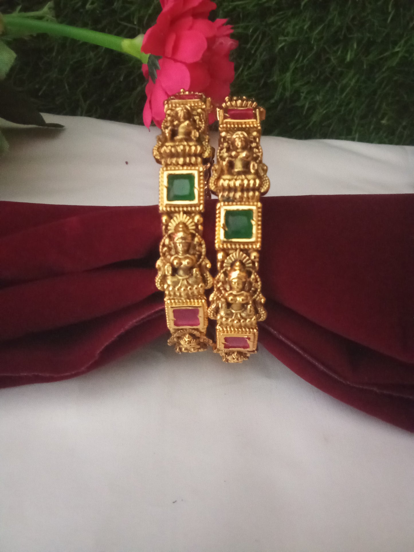 Premium mat nakshi bangles-SHB01