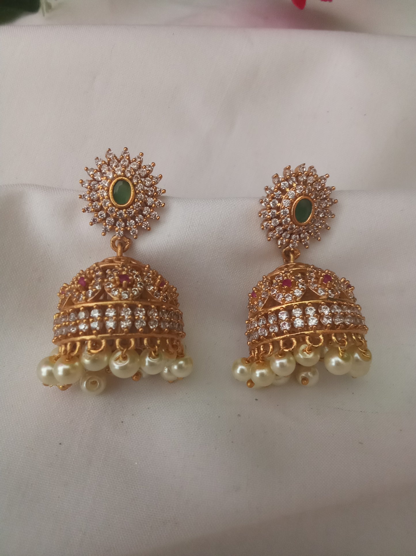 EARING-SHER59