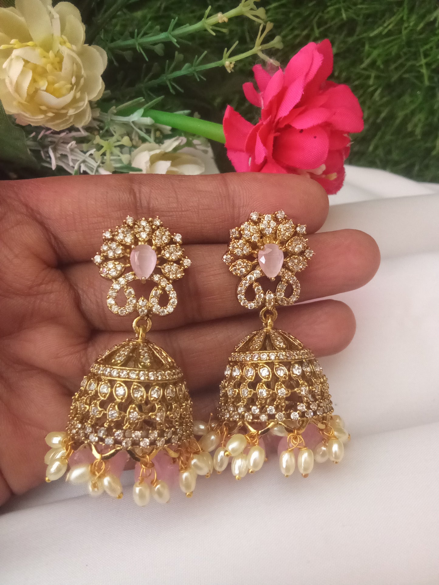 EARING-SHER182