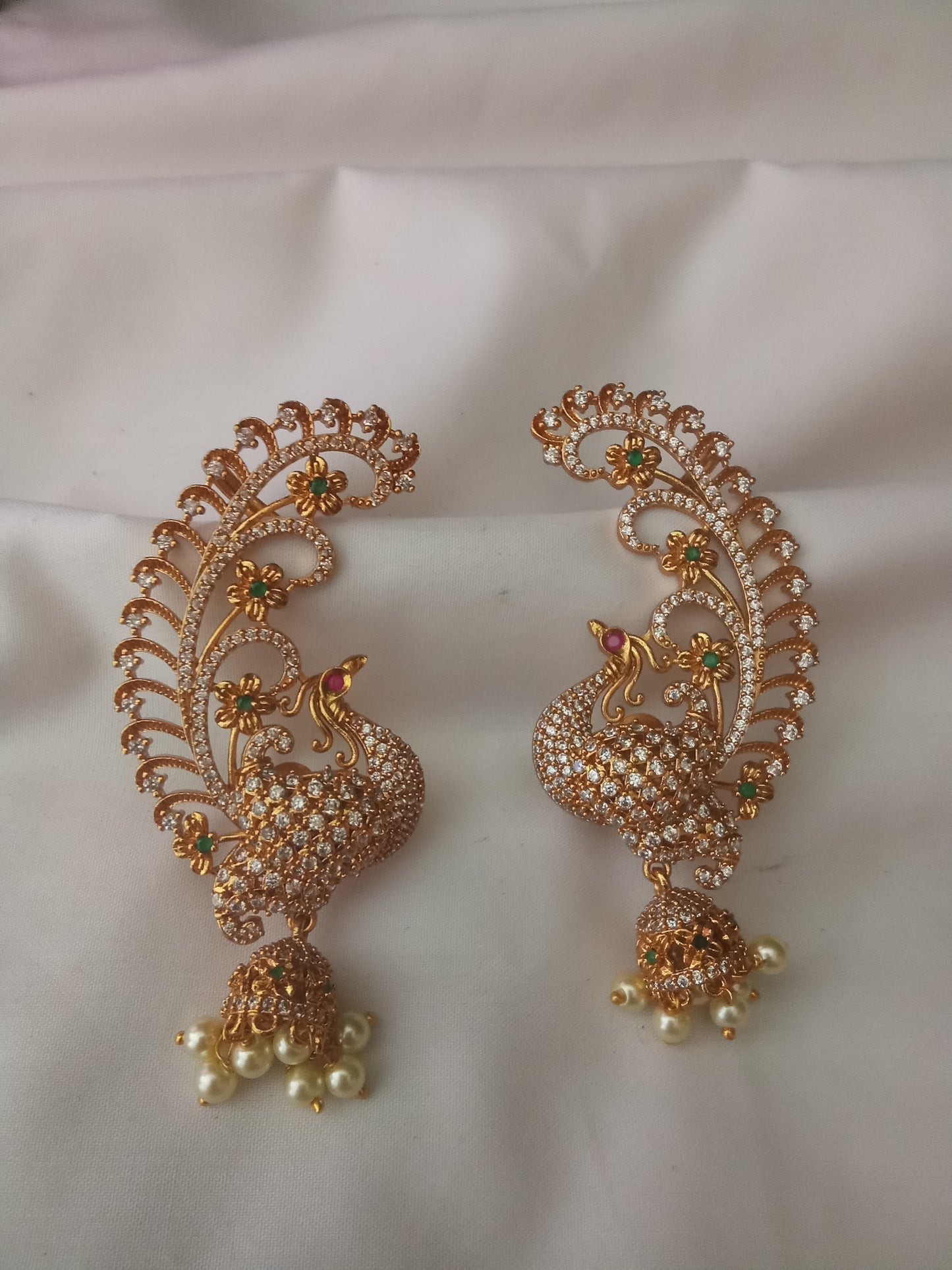 EARING-SHER268