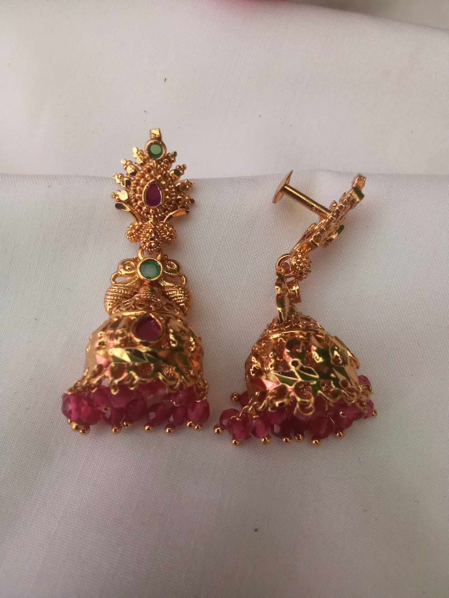 EARING-SHER101