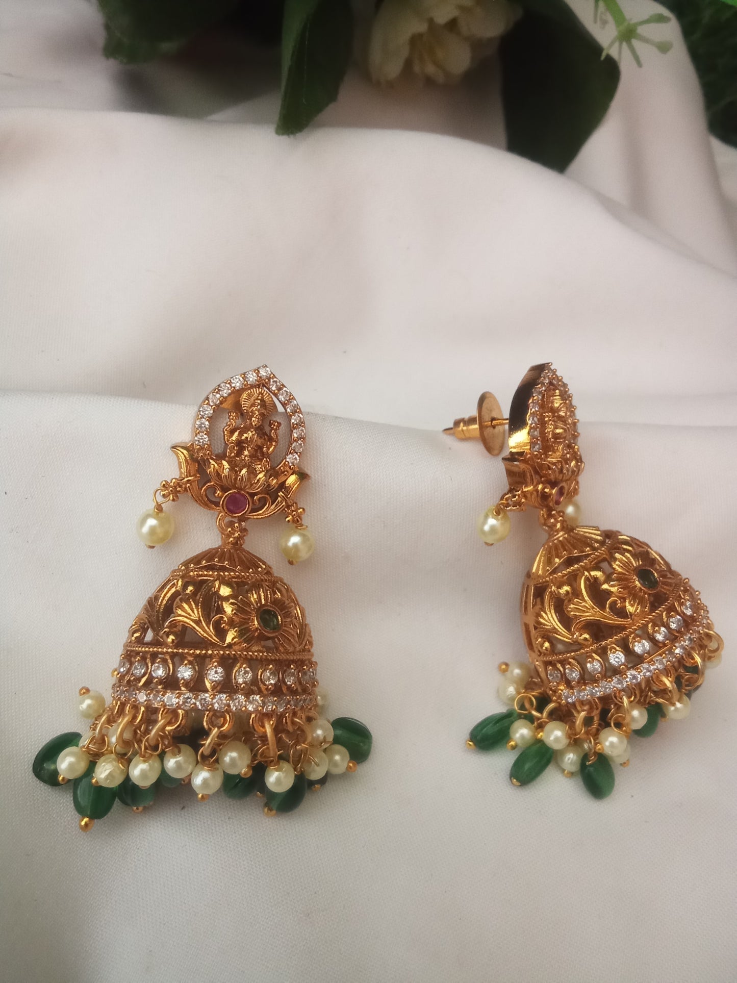EARING-SHER63