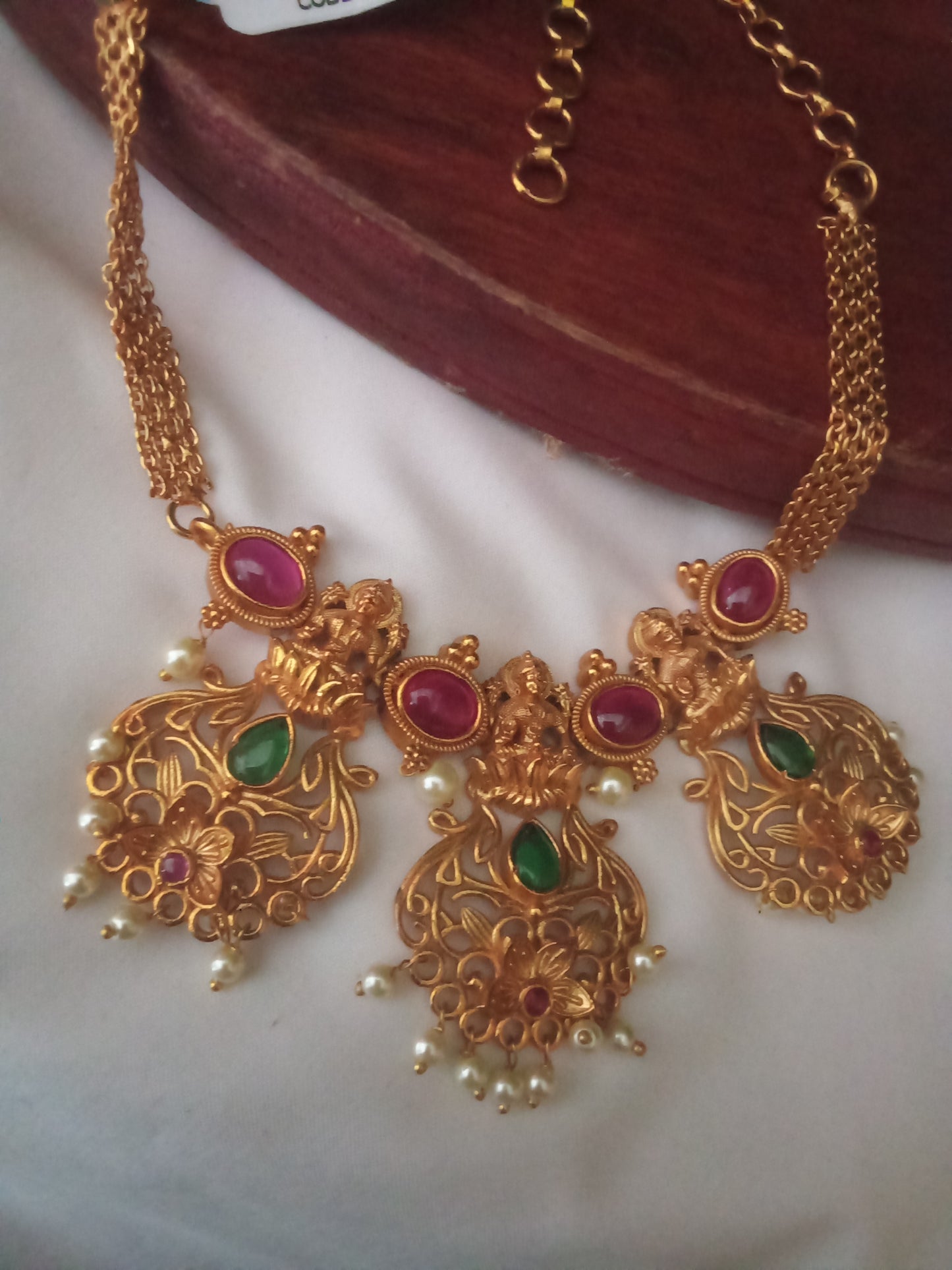 Three Pendant Lakshmi Choker Necklace-SHNC05
