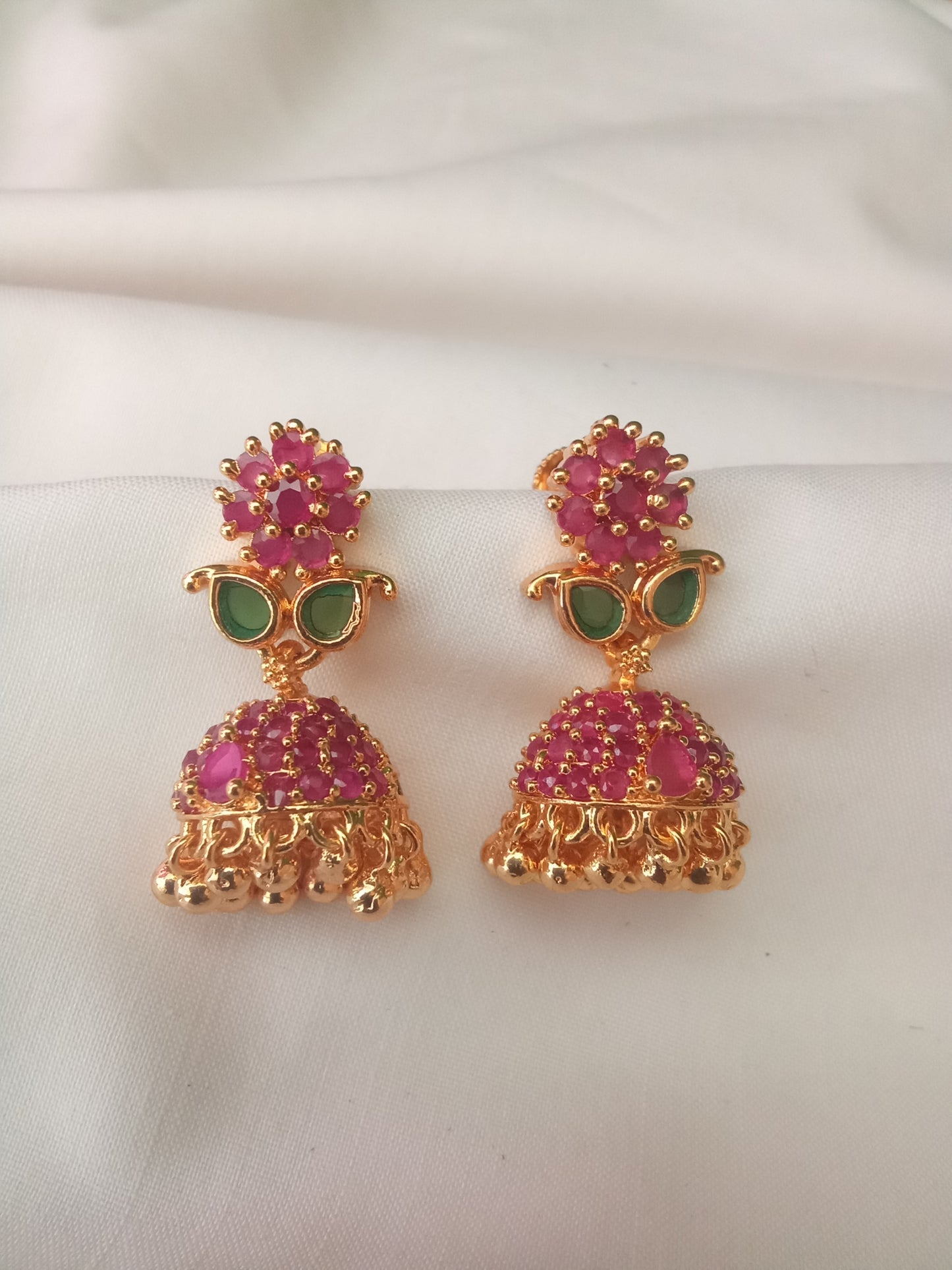 EARING-SHER92