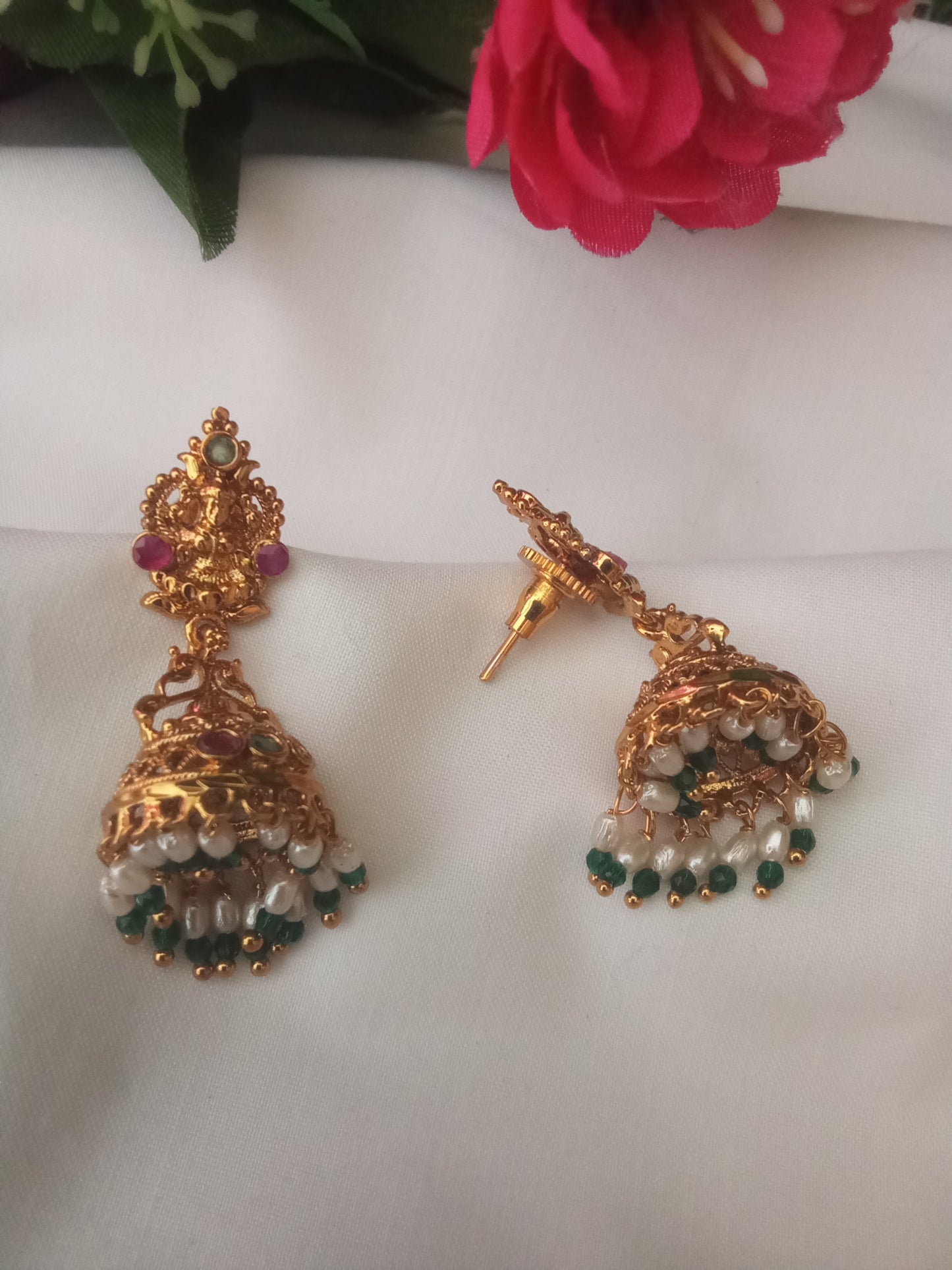 EARING-SHER112