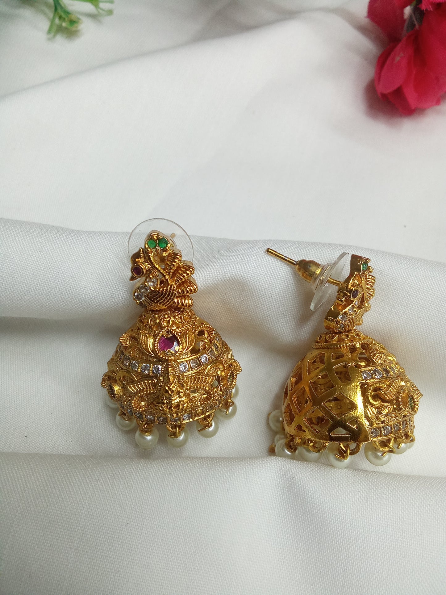 EARING-SHER15