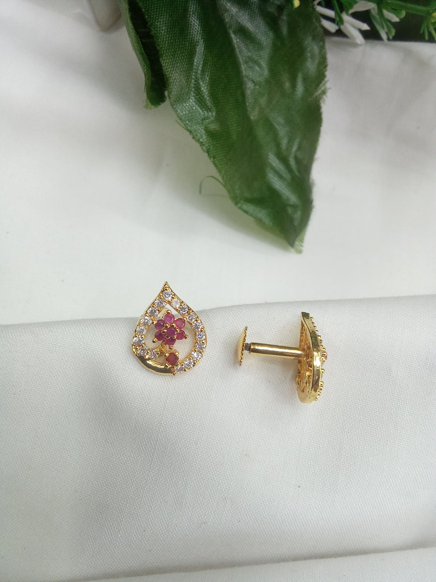 EARING-SHER29
