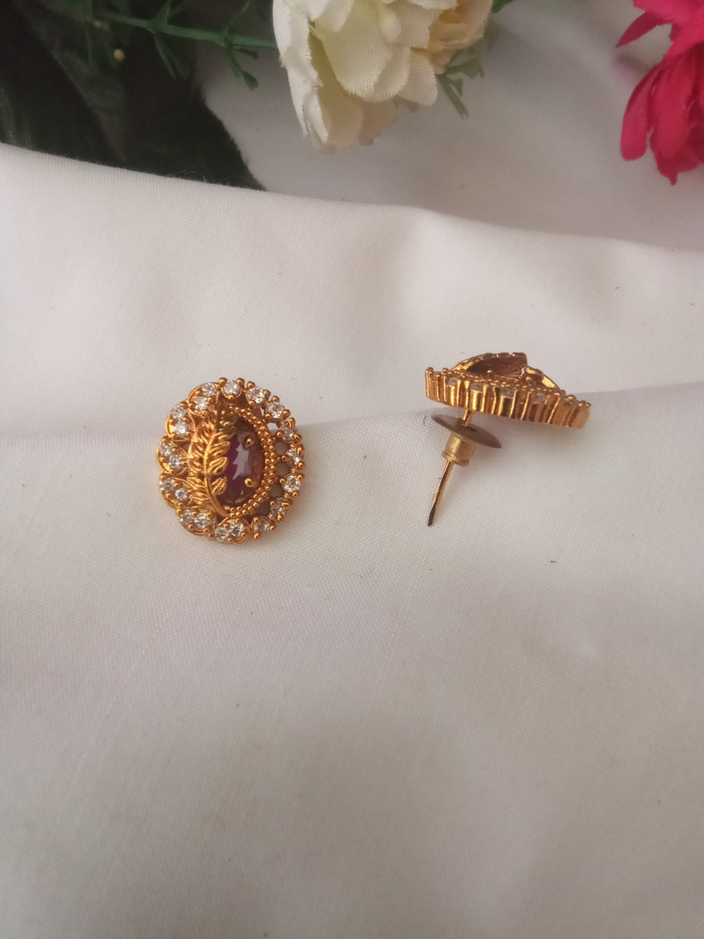 EARING-SHST10