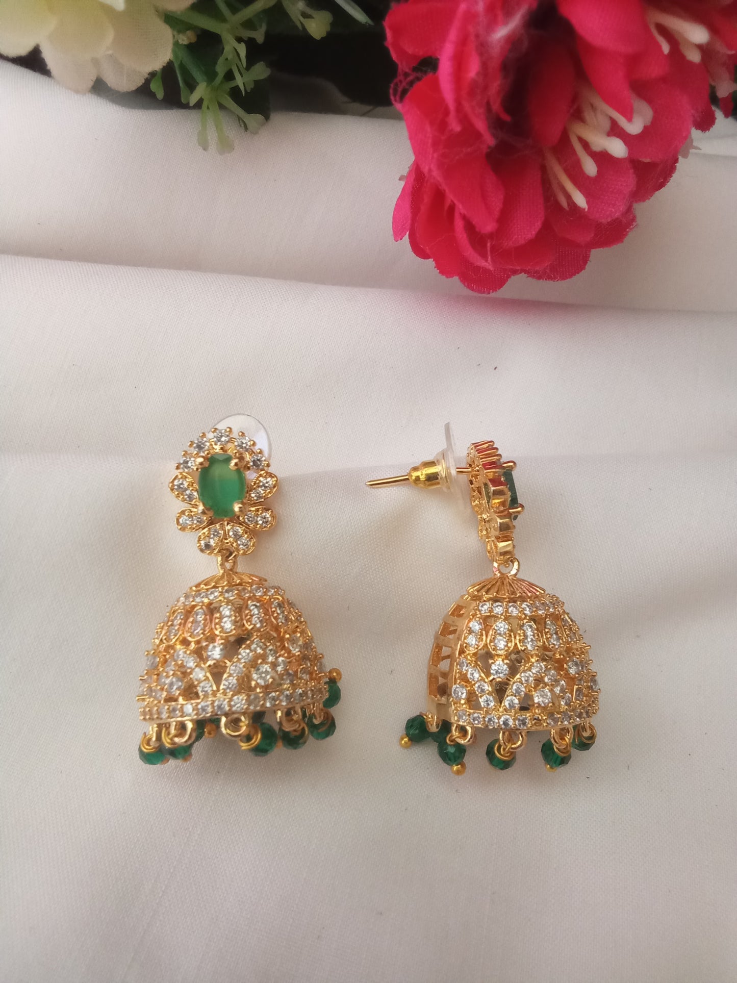 EARING-SHER137