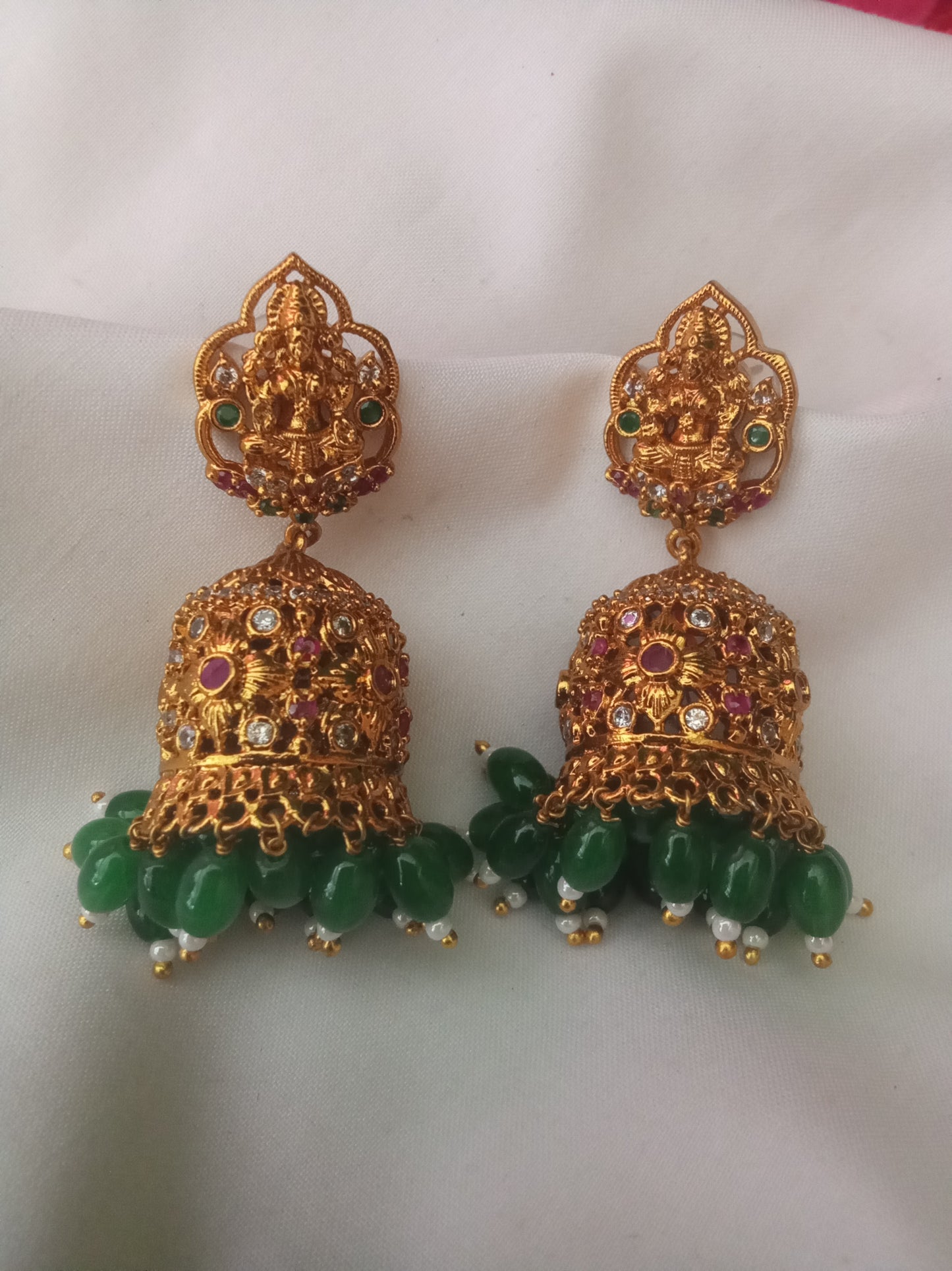 EARING-SHER40