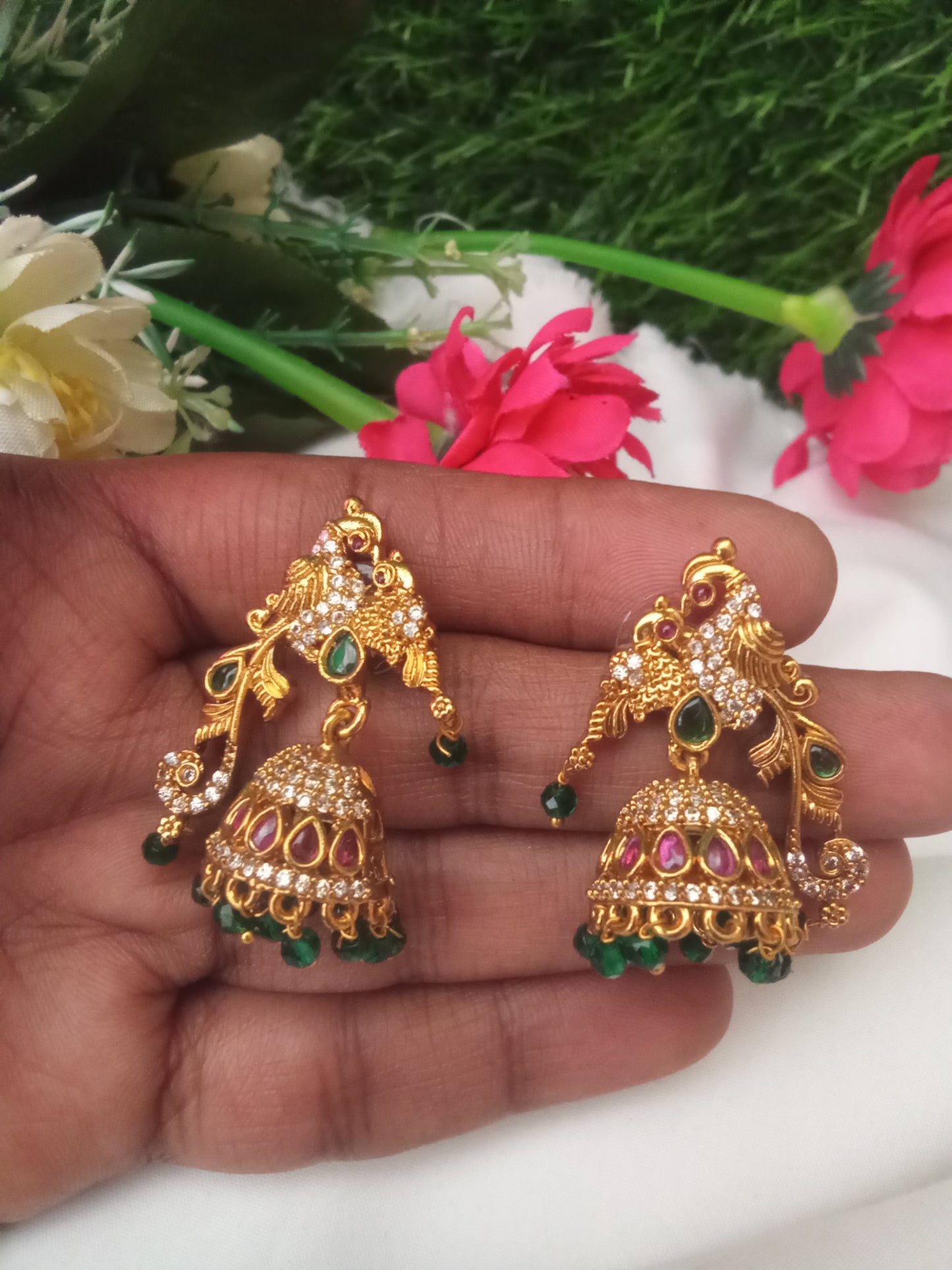 EARING-SHST82