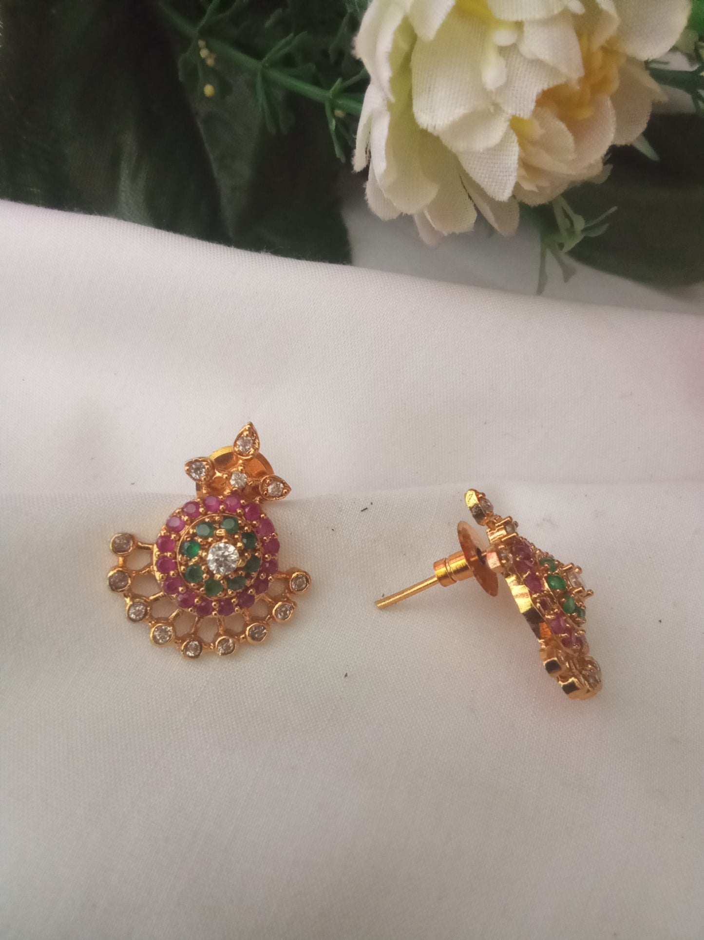 EARING-SHER56