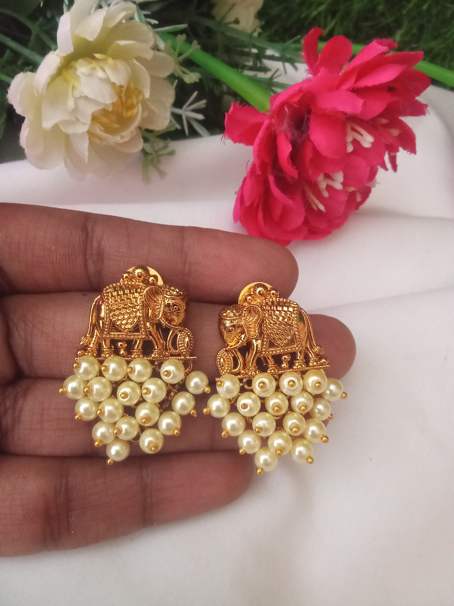 EARING-SHER230