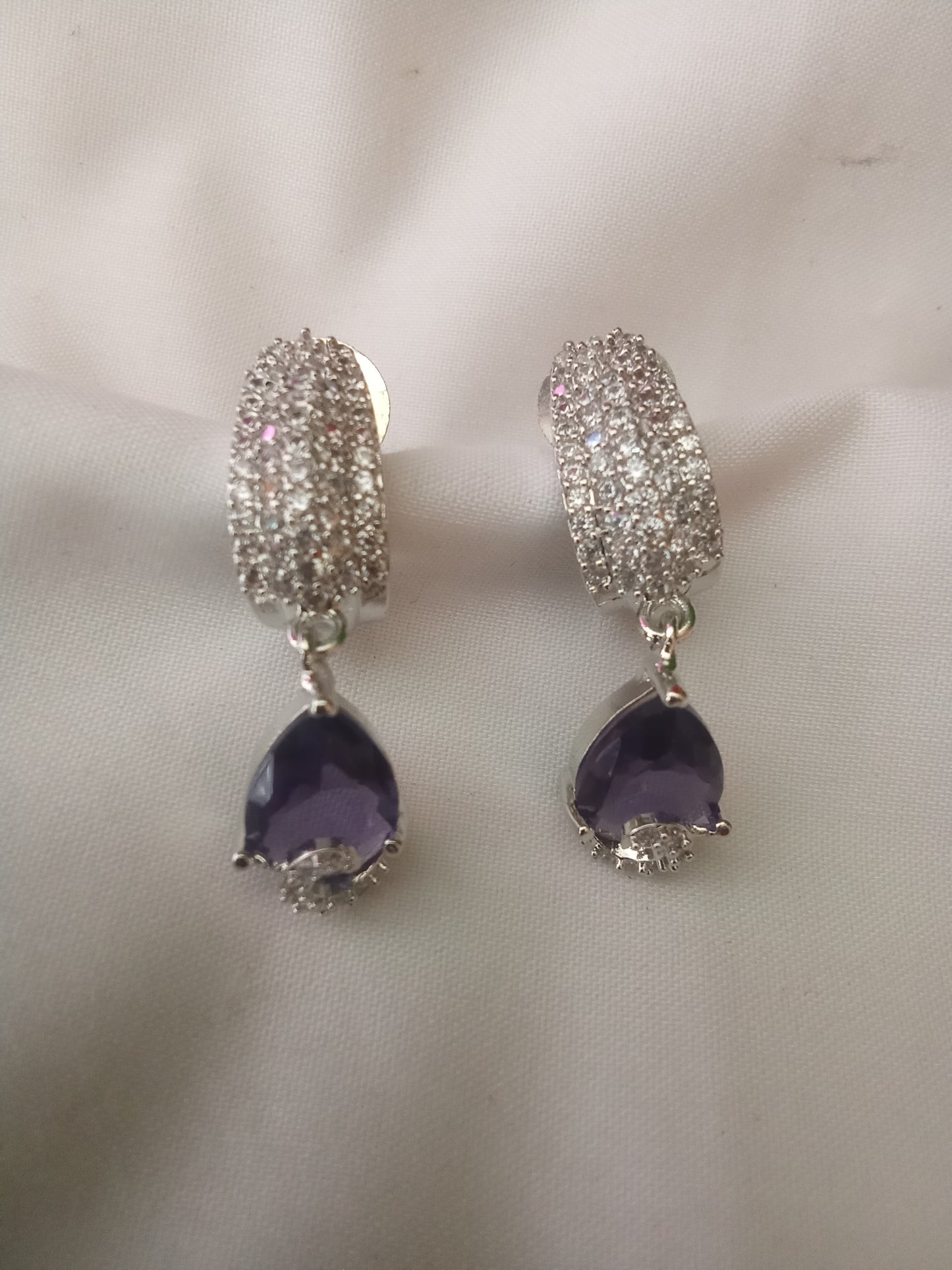 EARING-SHER262