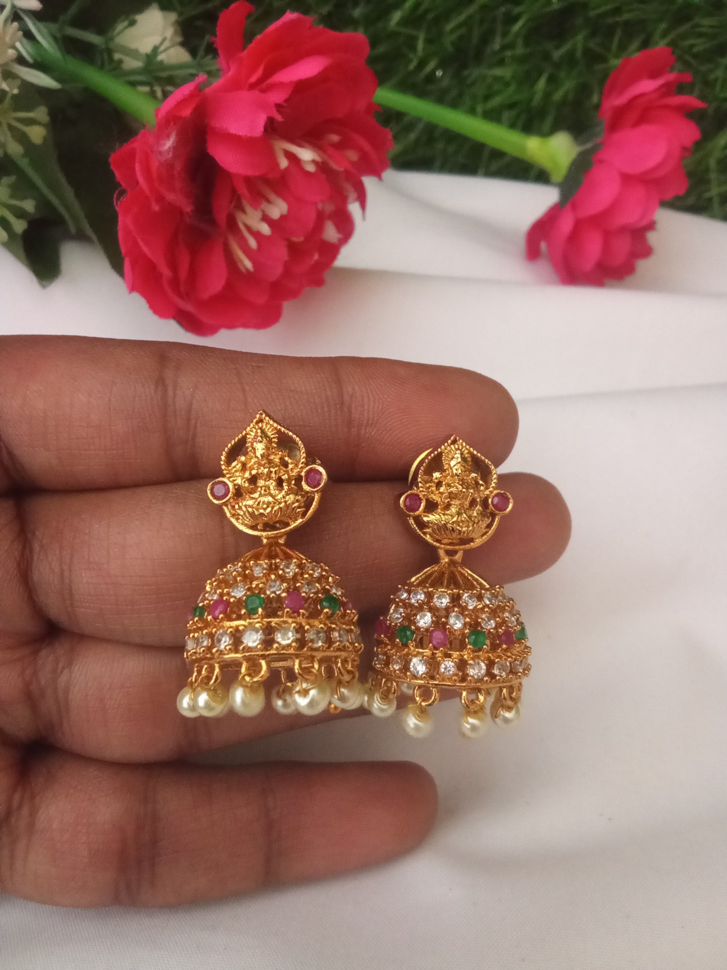 EARING-SHER109