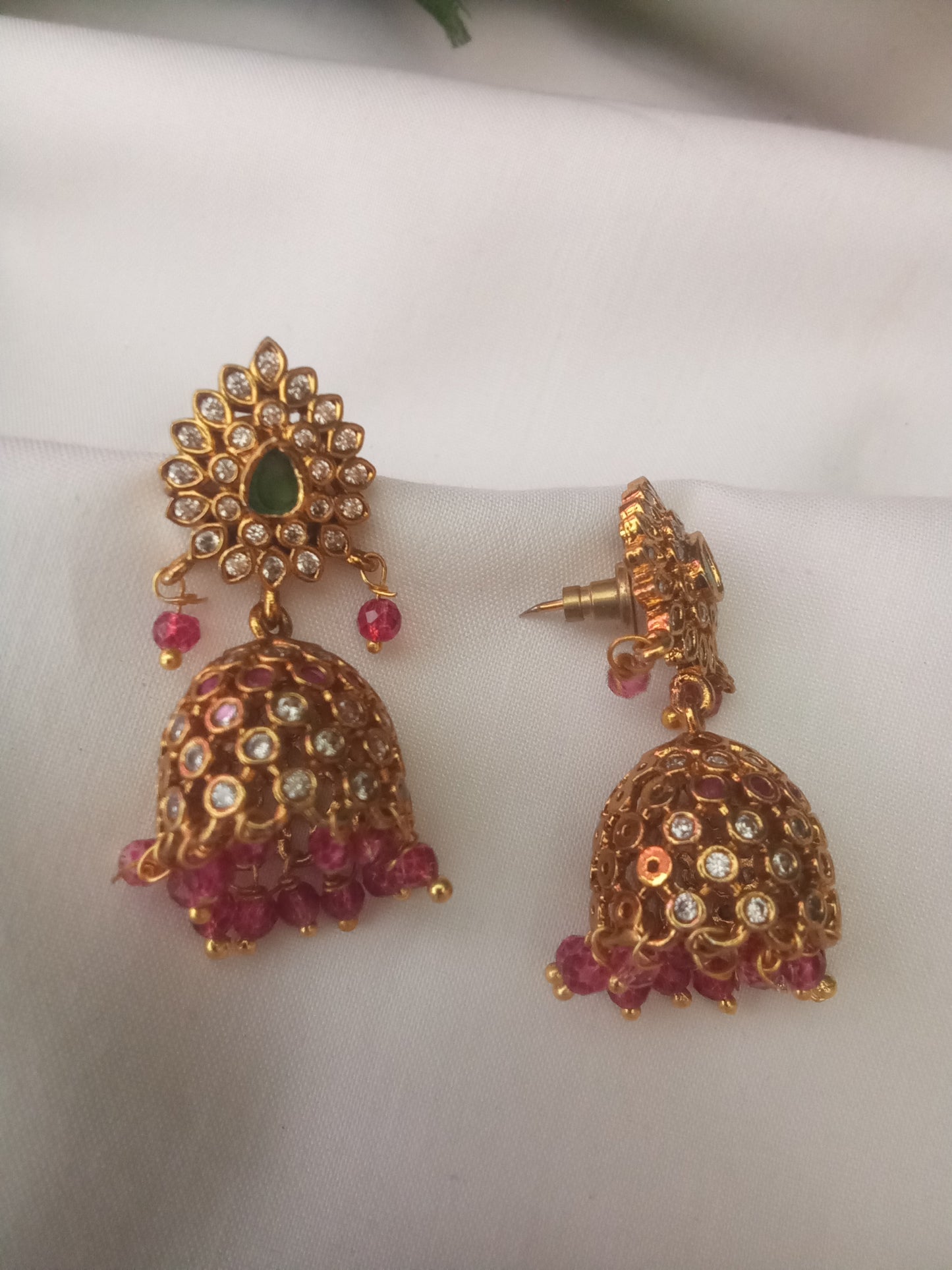 EARING-SHER113