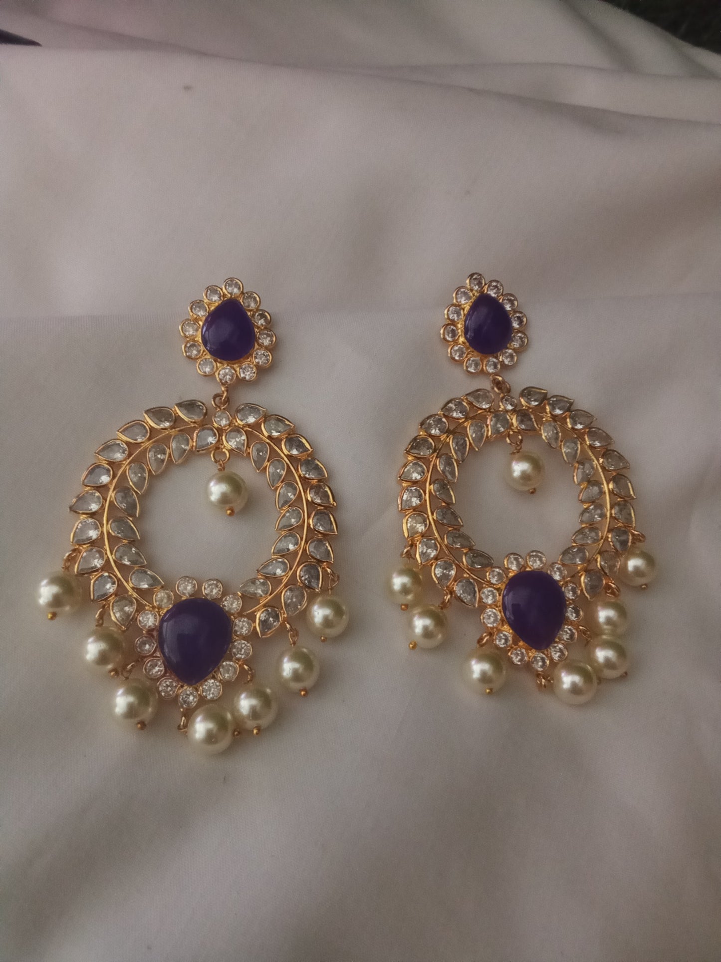 EARING-SHER174