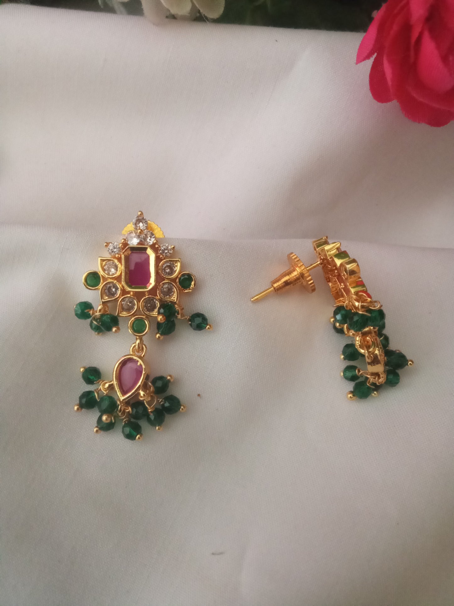 EARING-SHER242