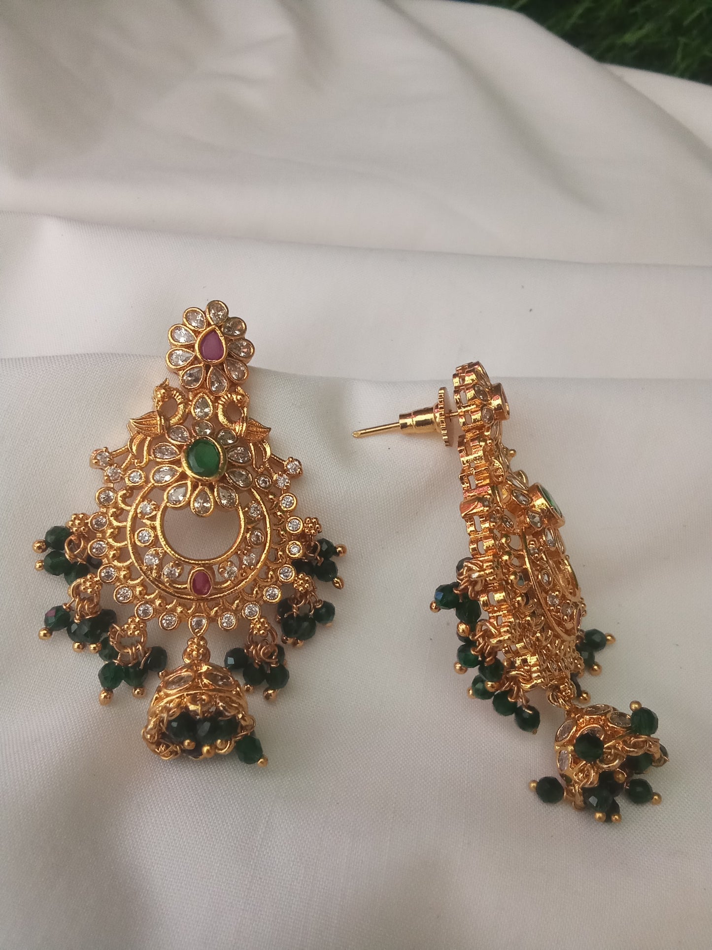EARING-SHER141