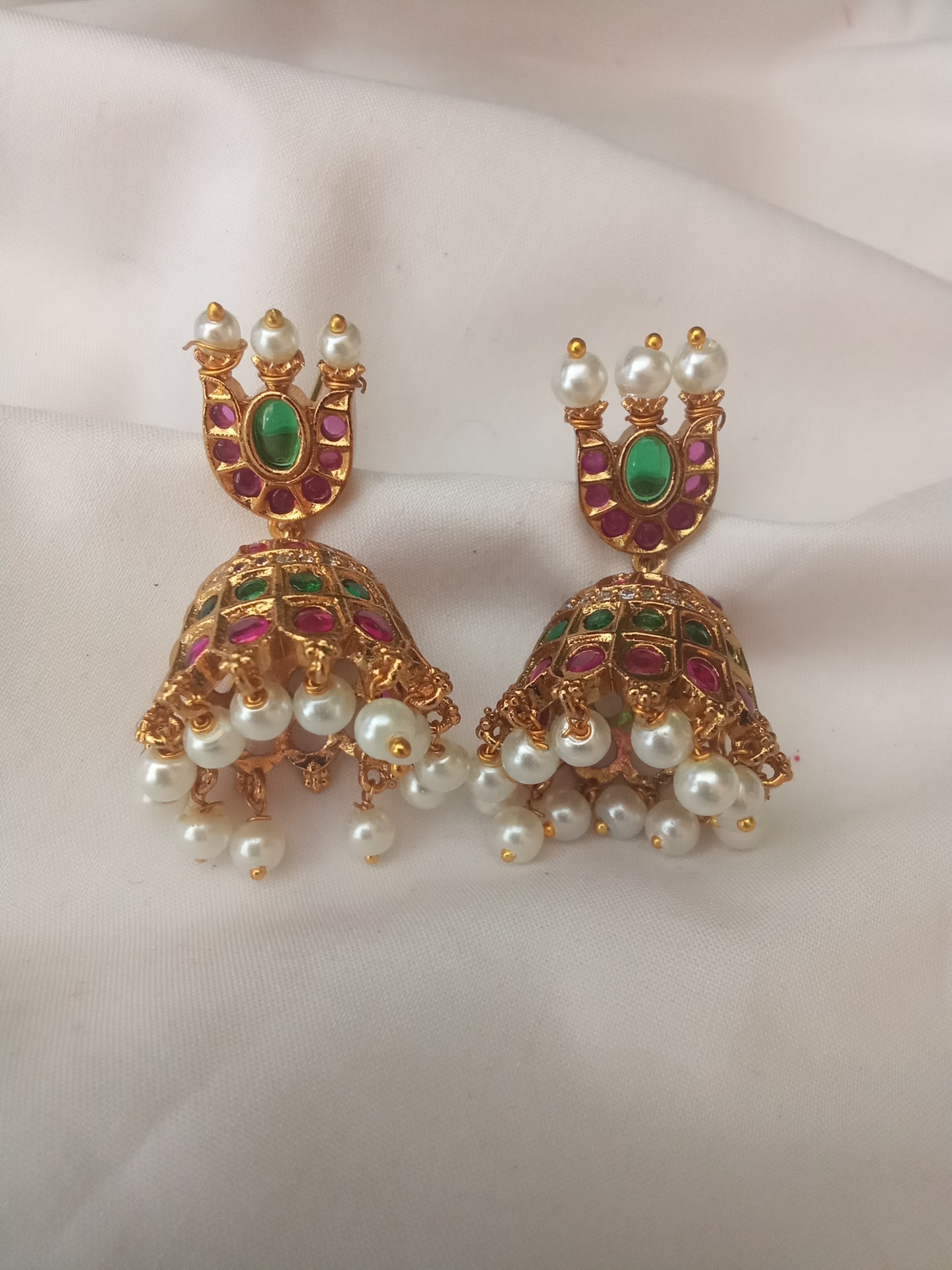 EARING-SHER67