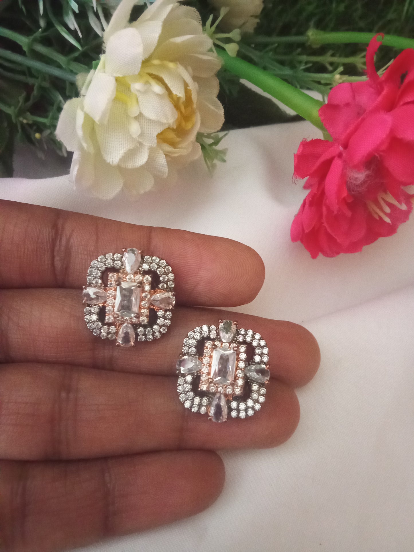 EARING-SHST109