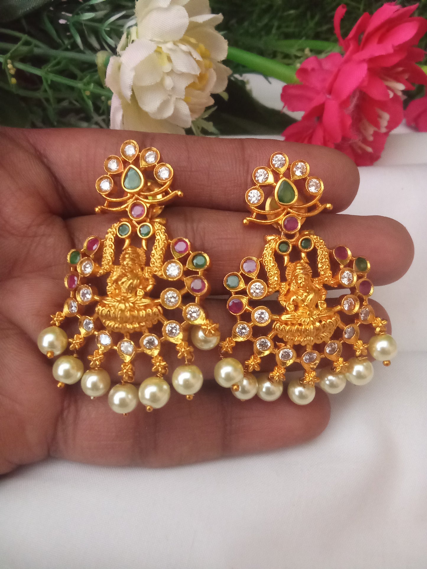 EARING-SHER176