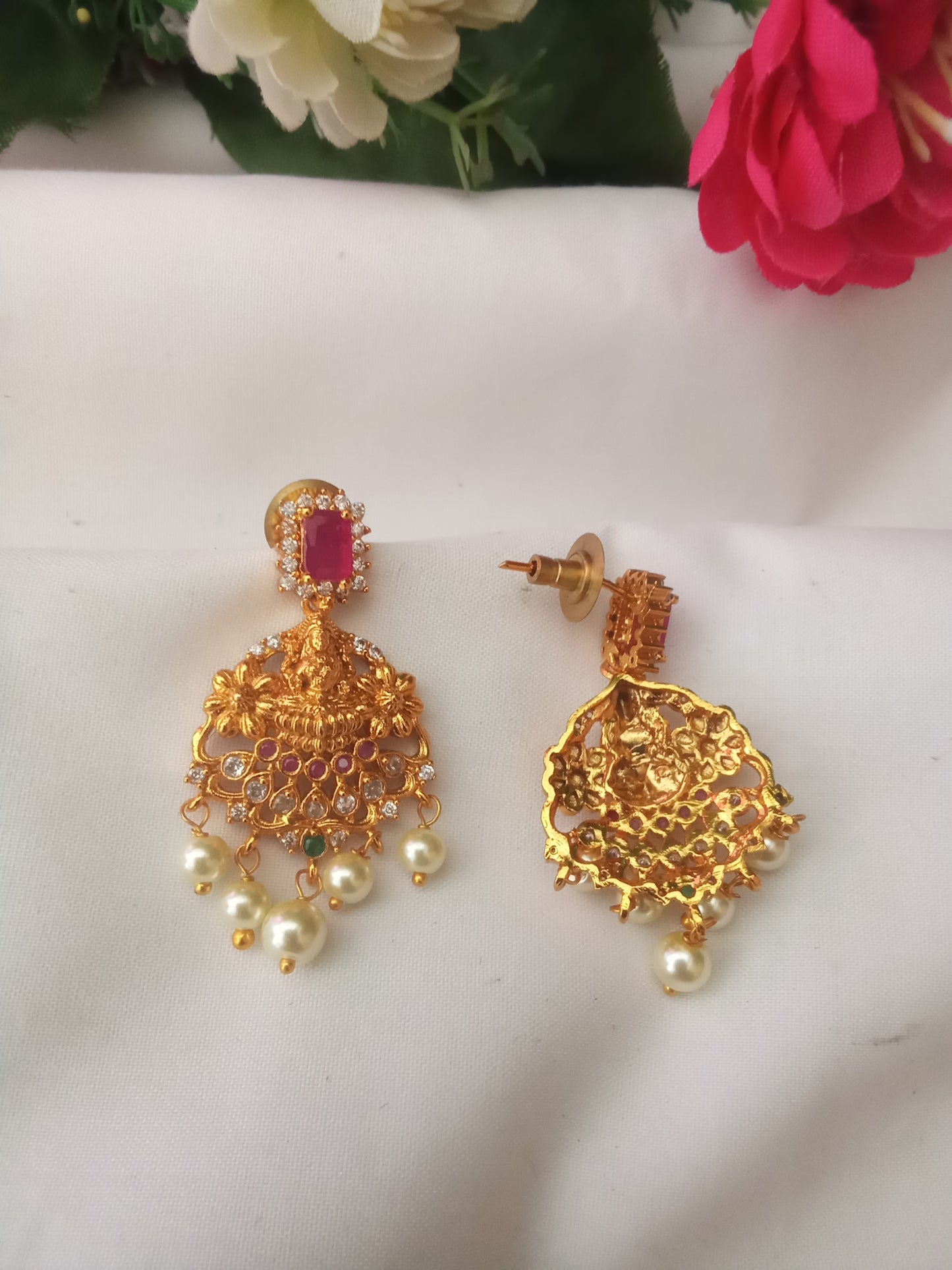EARING-SHER271