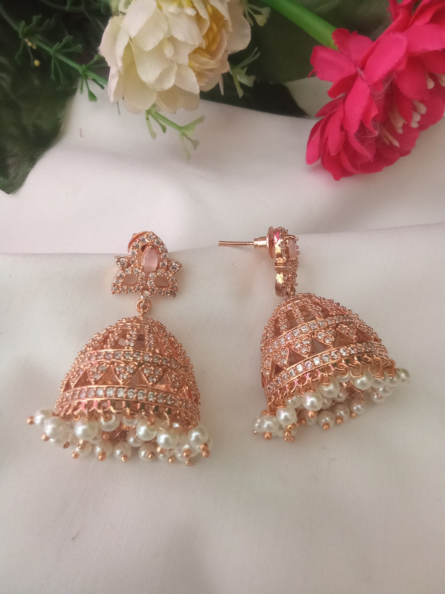 EARING-SHER208