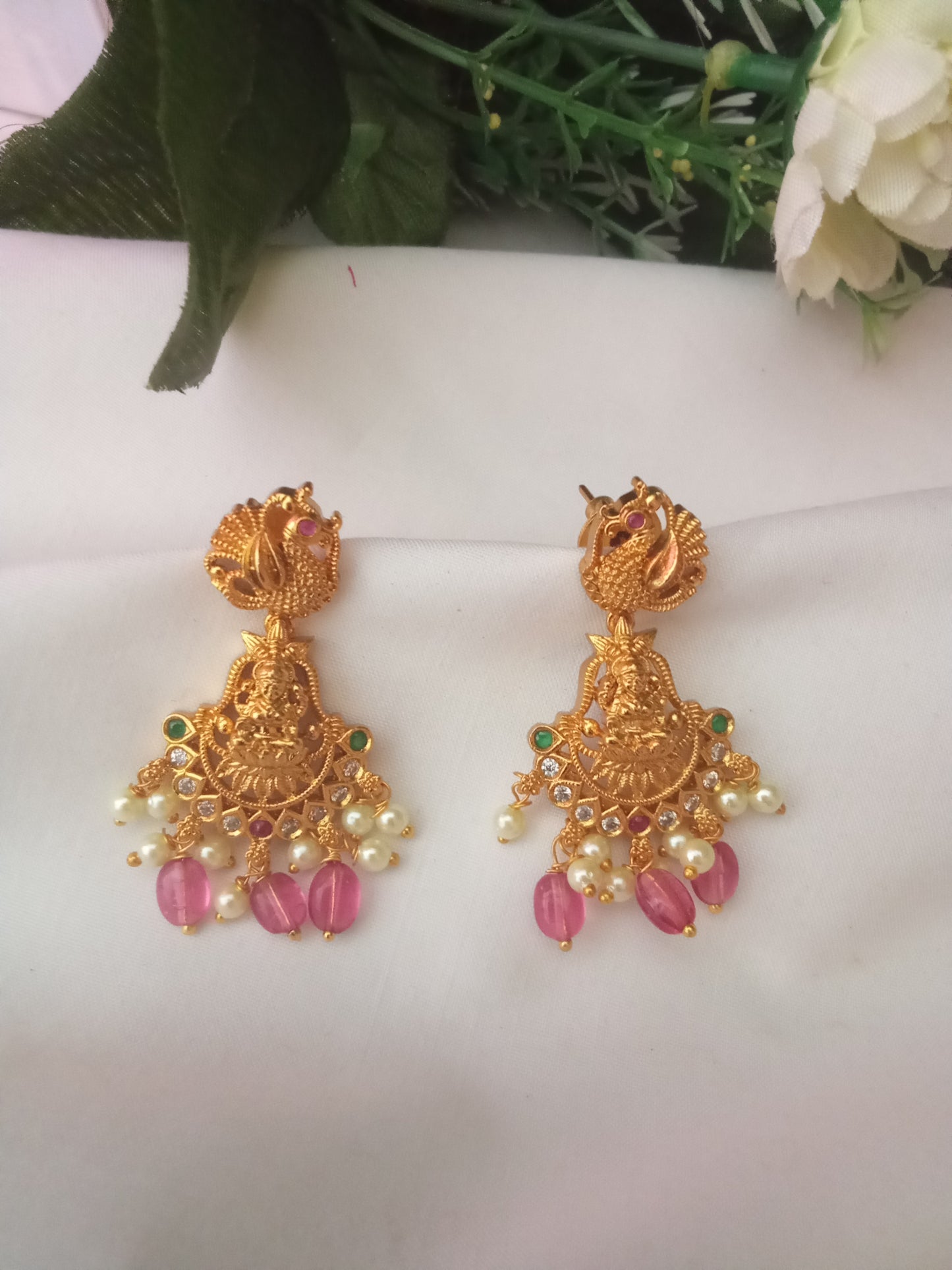 EARING-SHER179