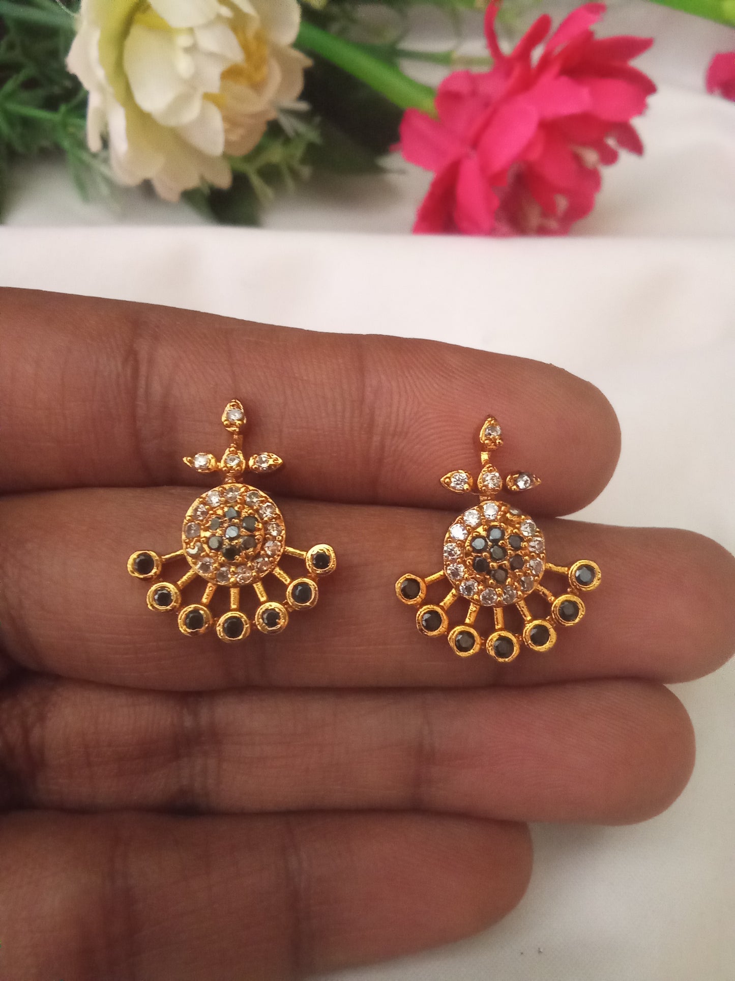 EARING-SHST14