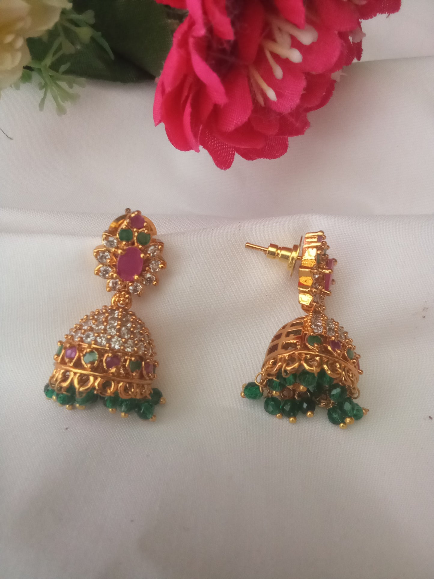 EARING-SHER83