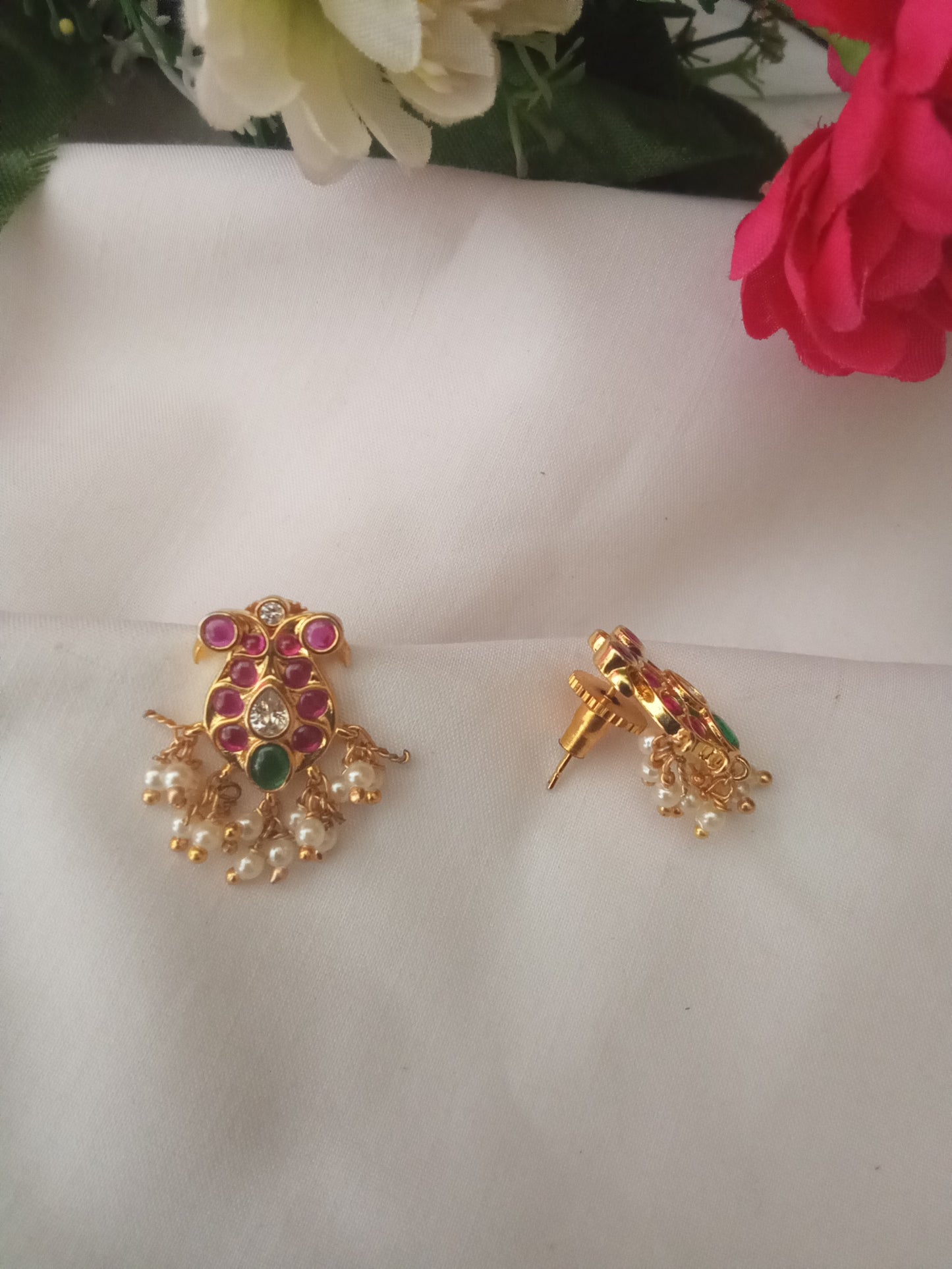 EARING-SHST71