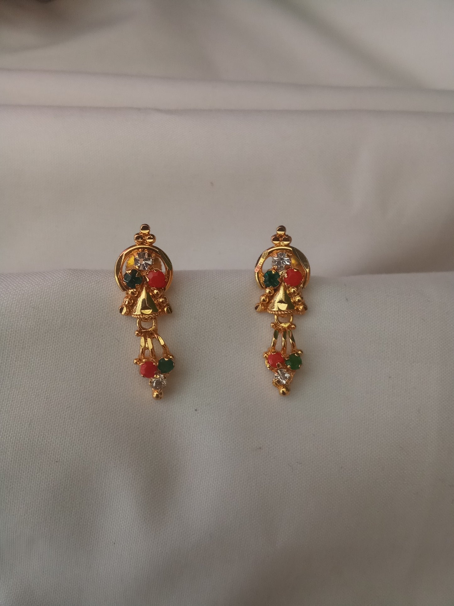 EARING-SHER276