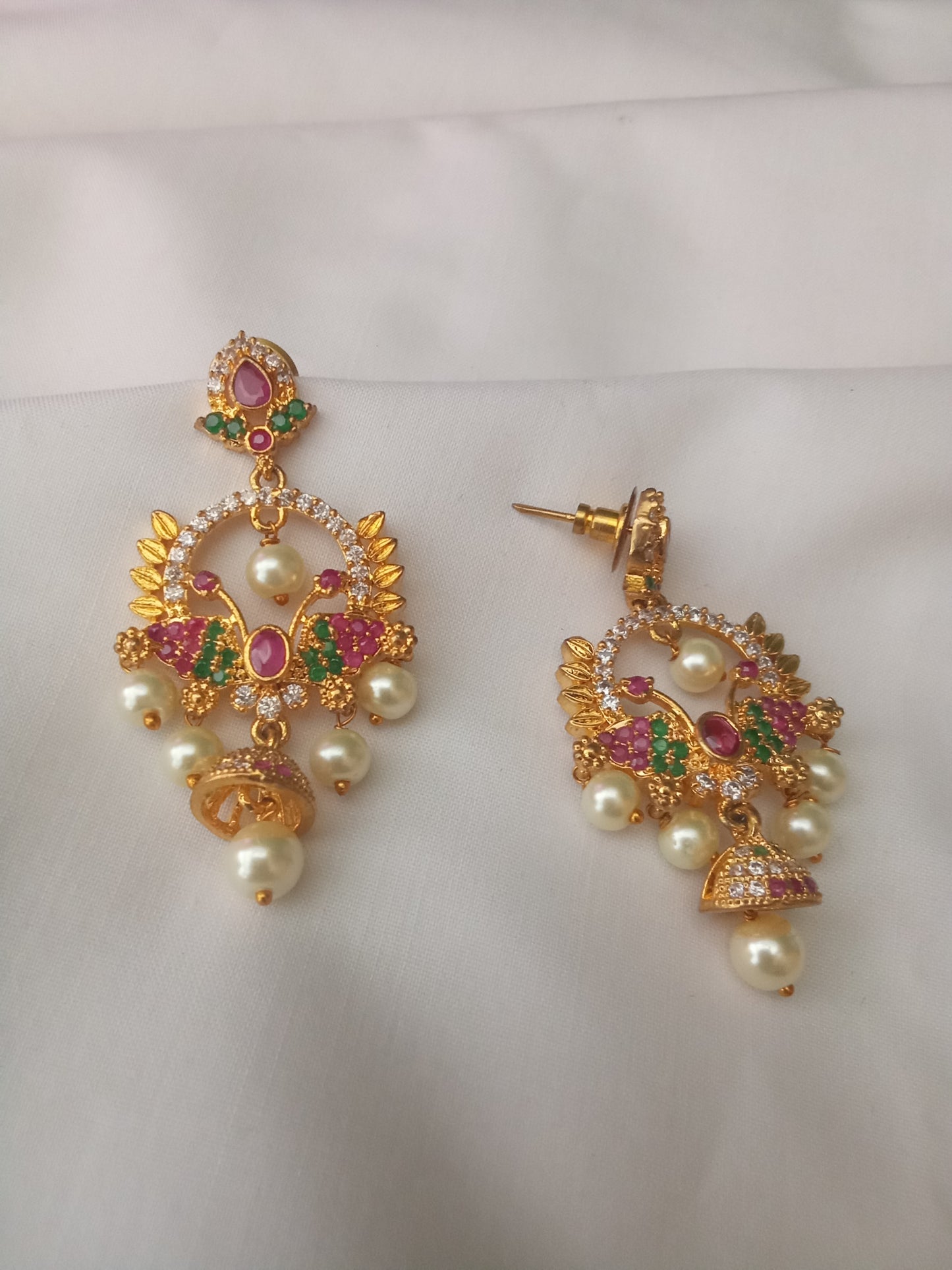 EARING-SHER190