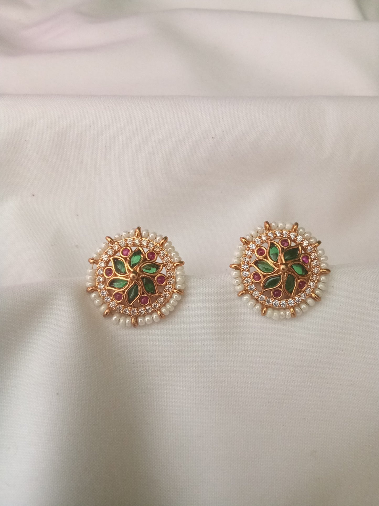 EARING-SHST130
